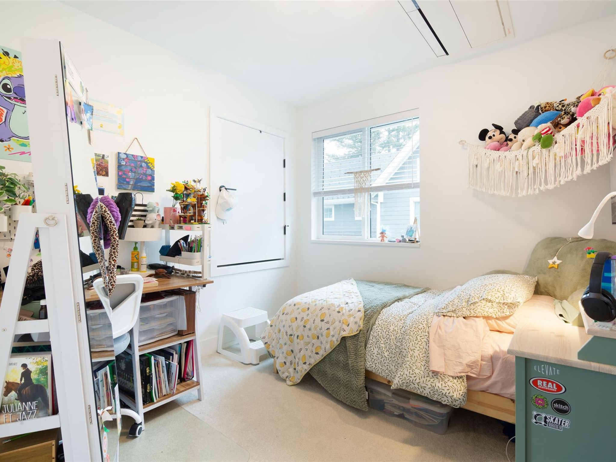 11-7360 Crabapple Court image 16