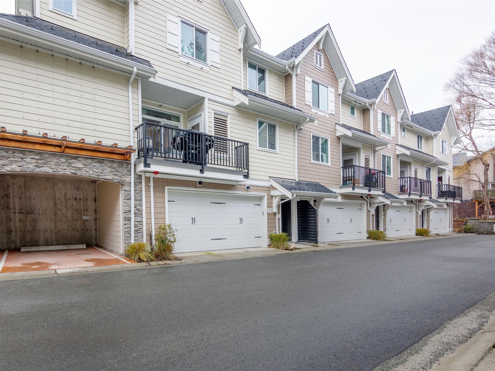 11-7360 Crabapple Court image 20