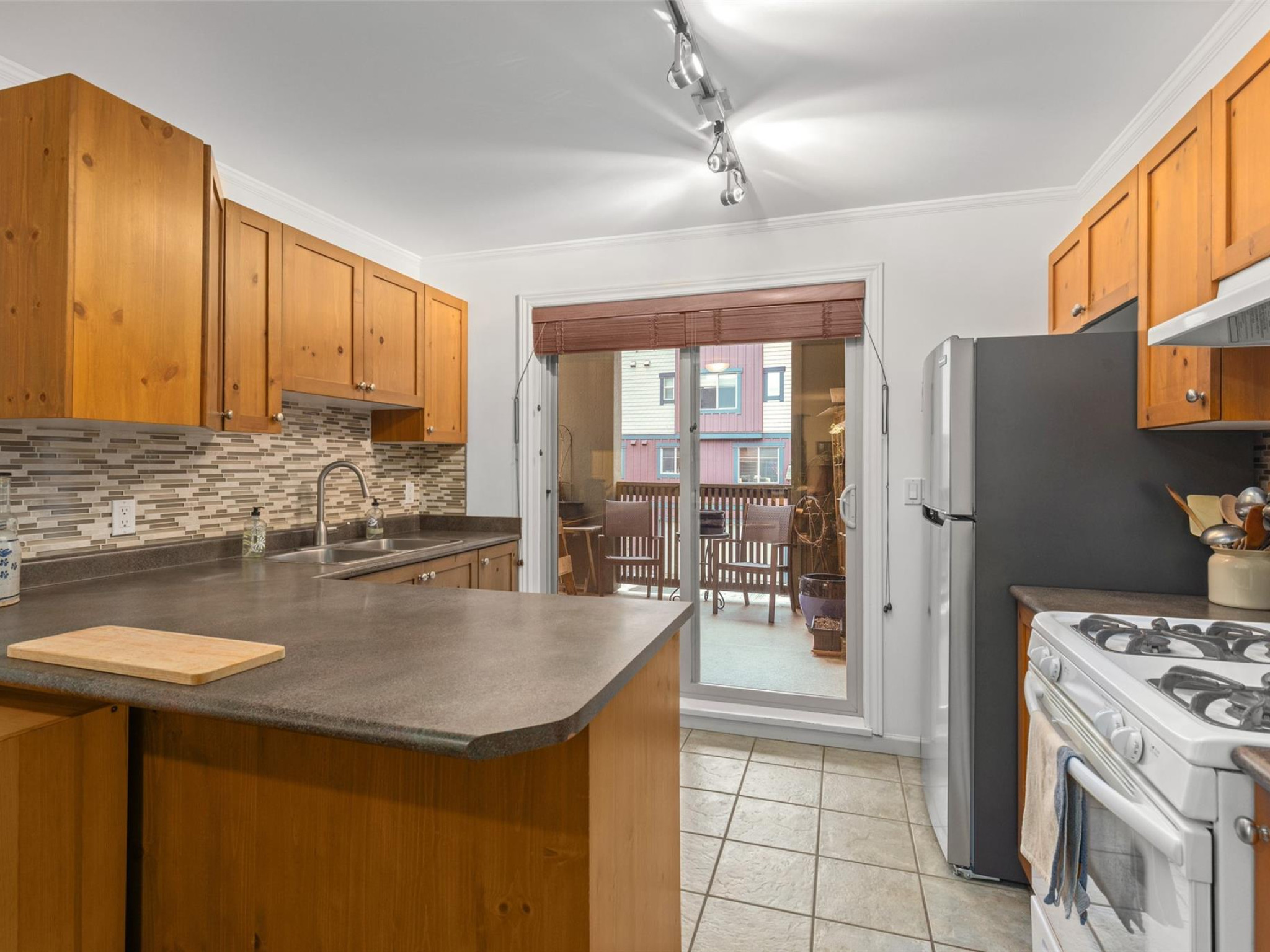 9-1444 Vine Road image 10