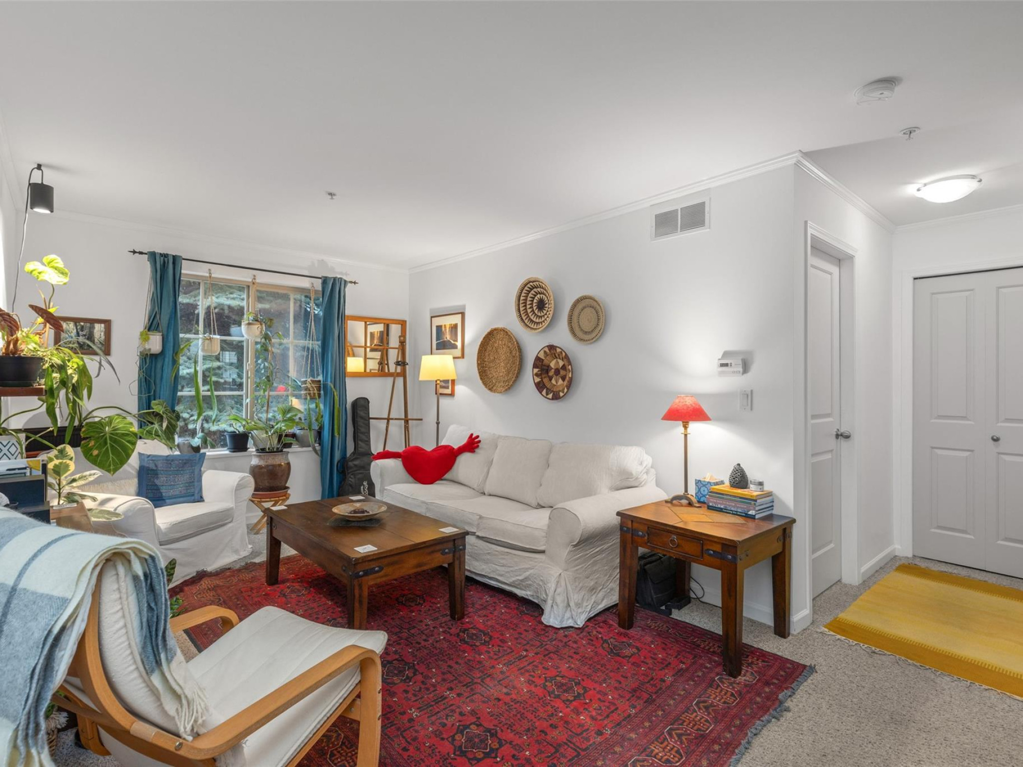 9-1444 Vine Road image 1