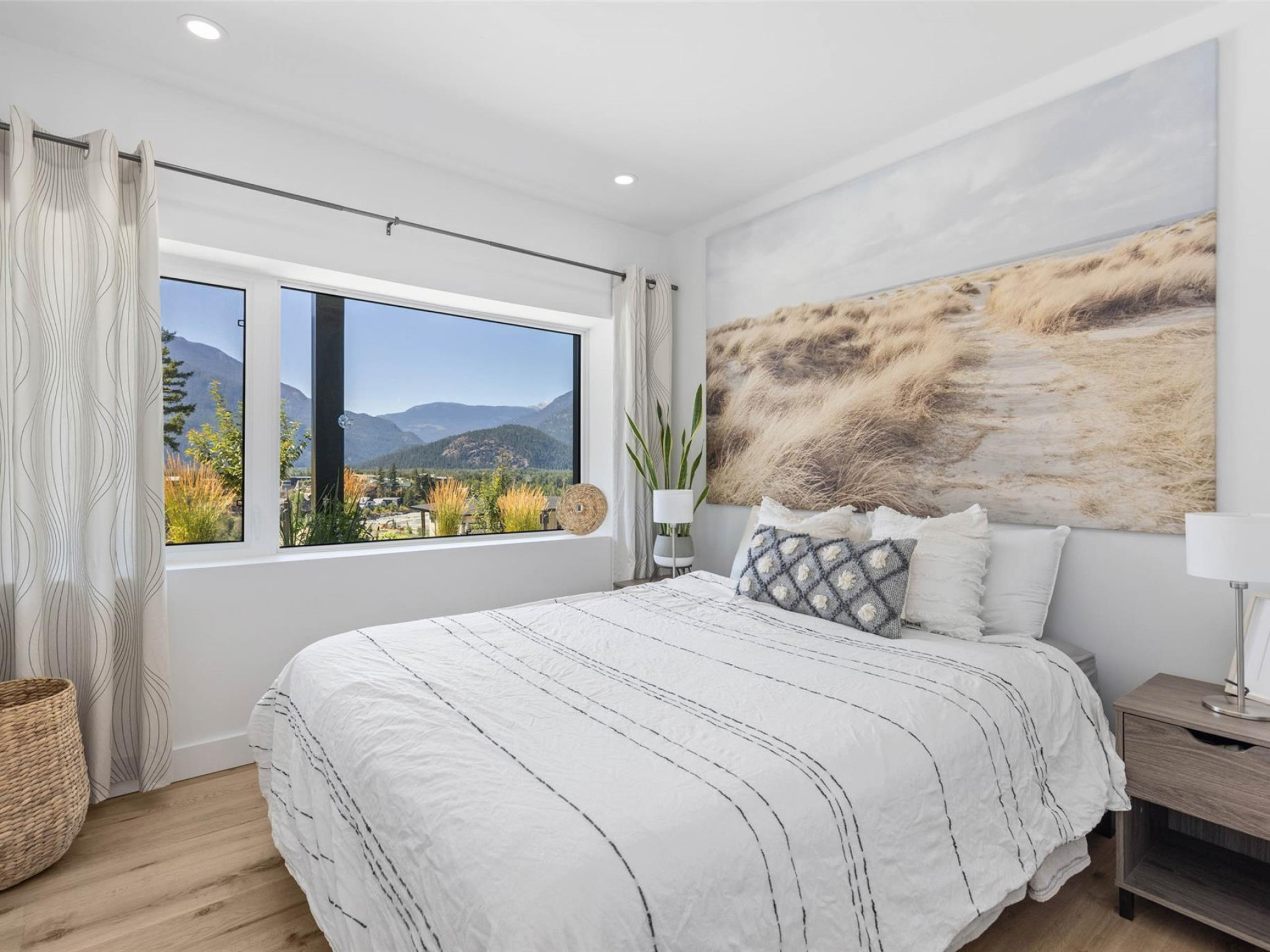 7676 Cerulean Drive image 24