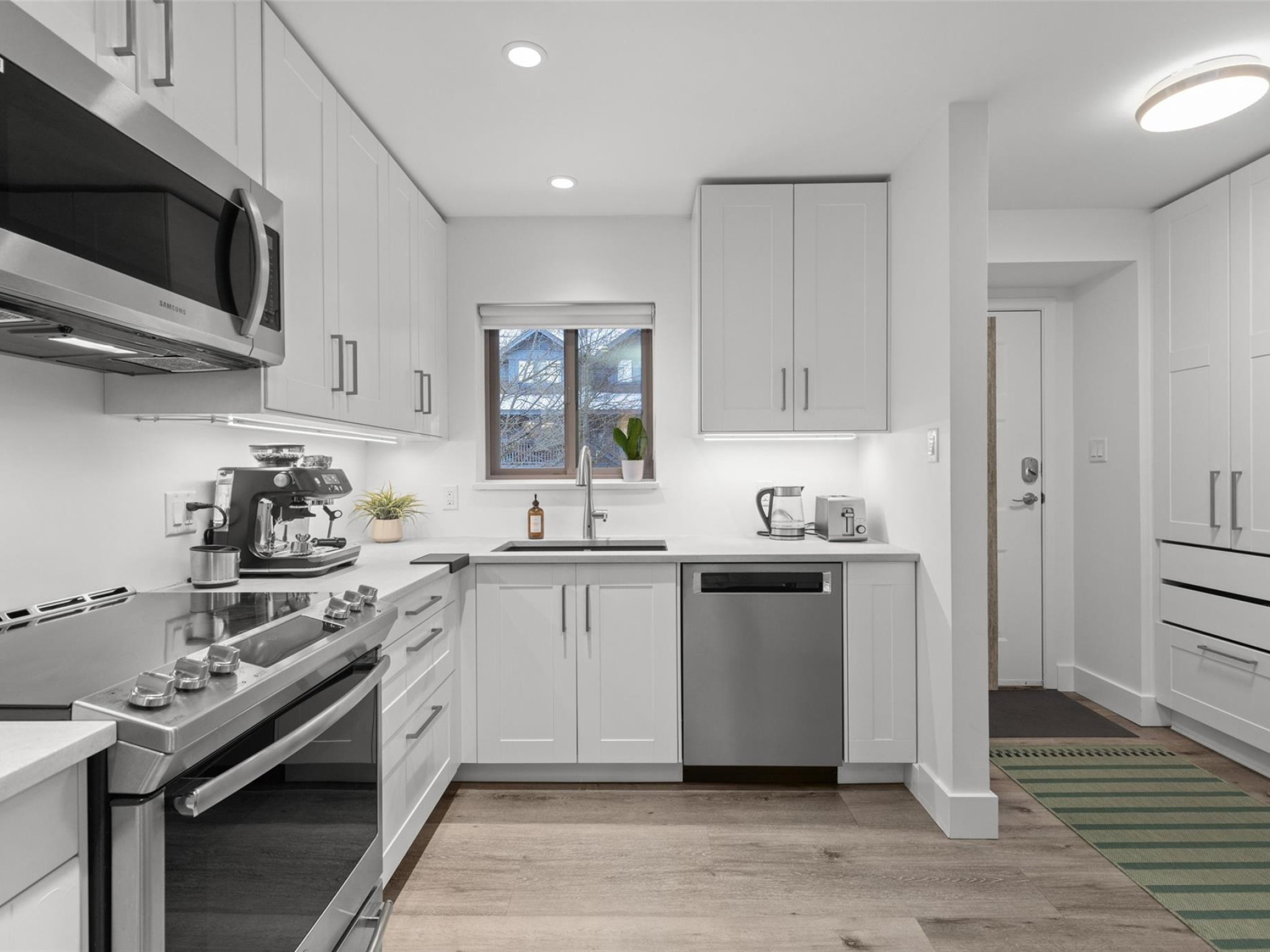 25-3102 Panorama Ridge image 3