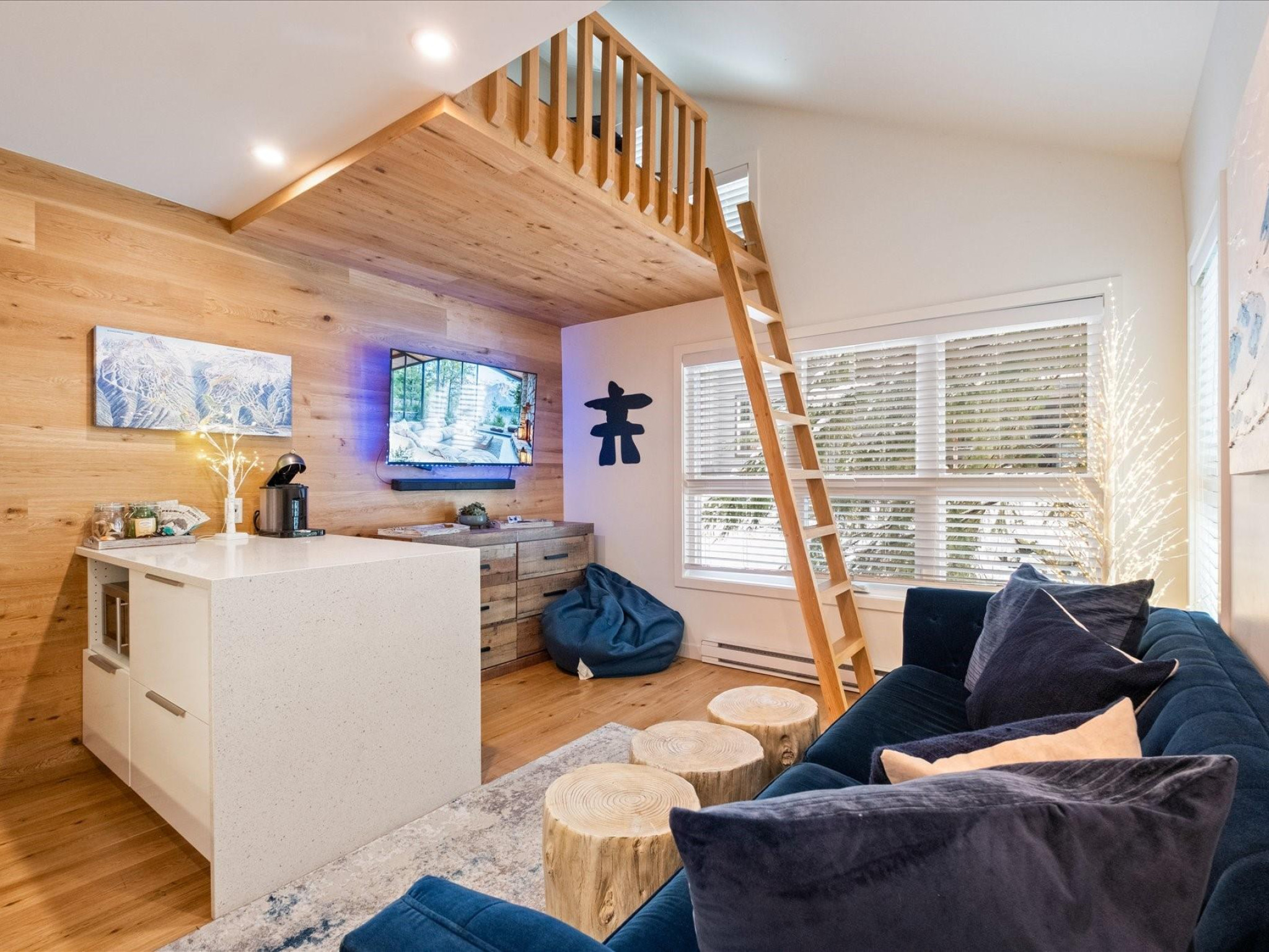 4-2170 Sarajevo Drive image 3