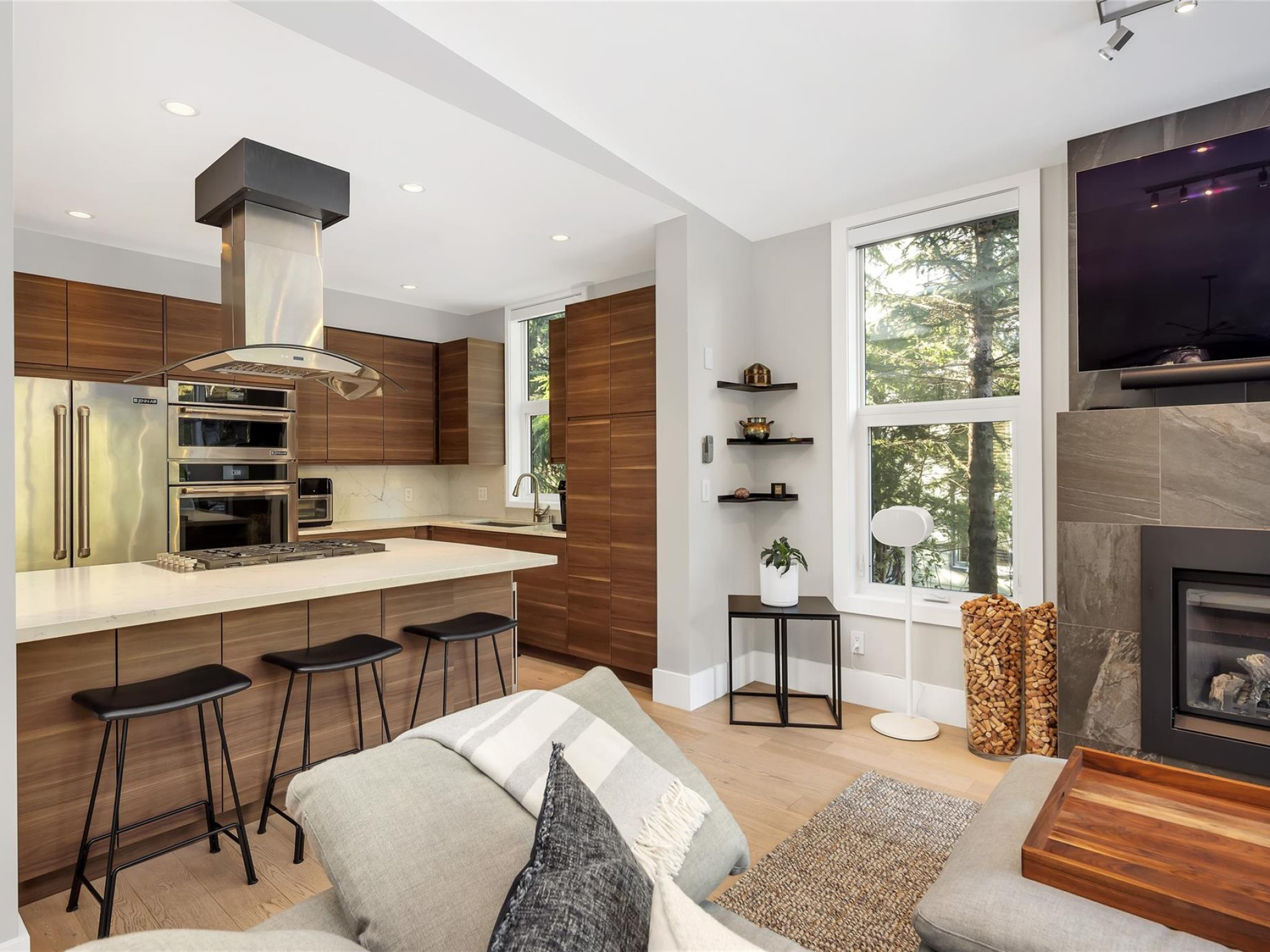 11-1240 Mount Fee Road image 4