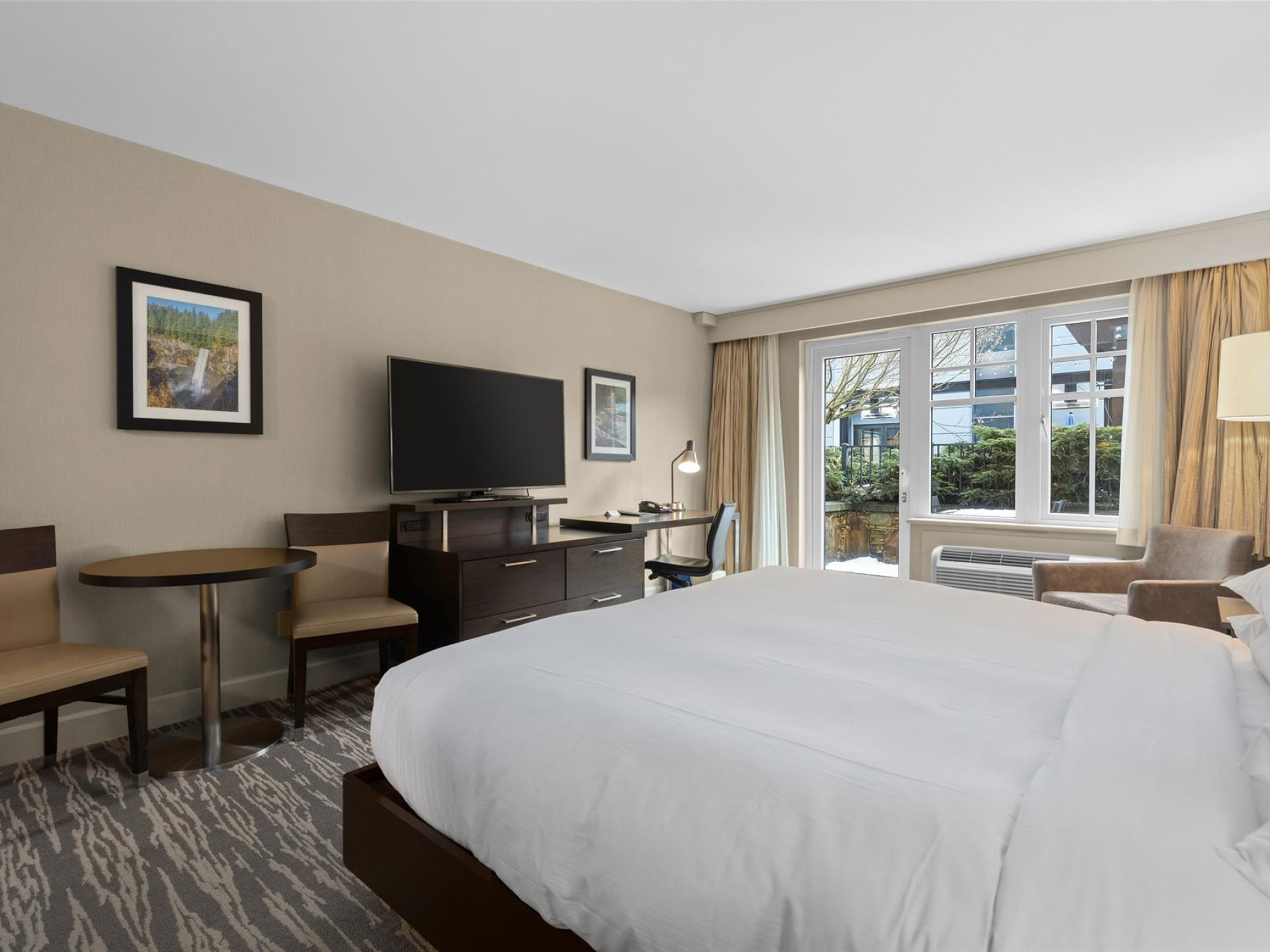 173-4050 Whistler Way image 2