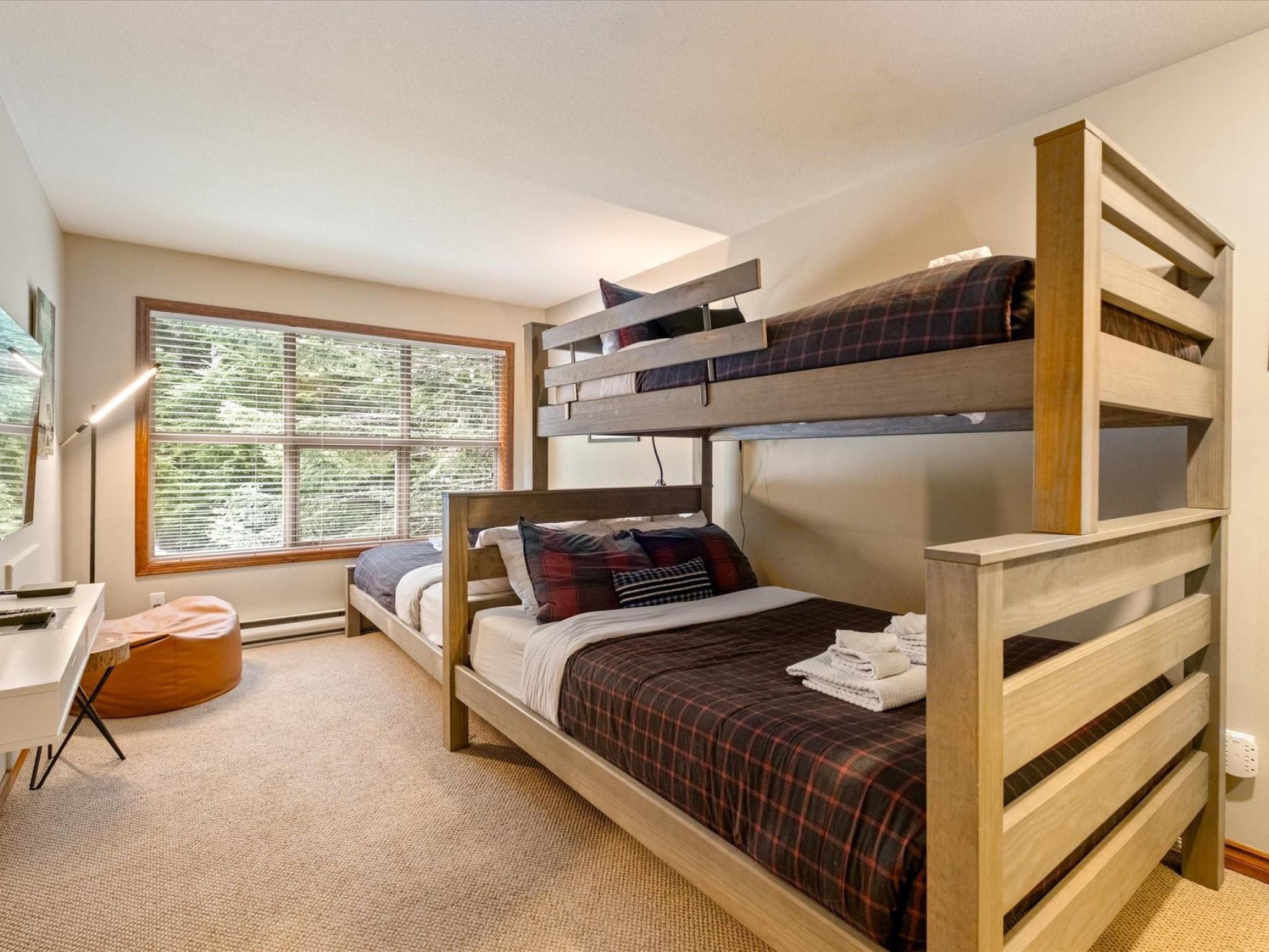 13-4644 Blackcomb Way image 10