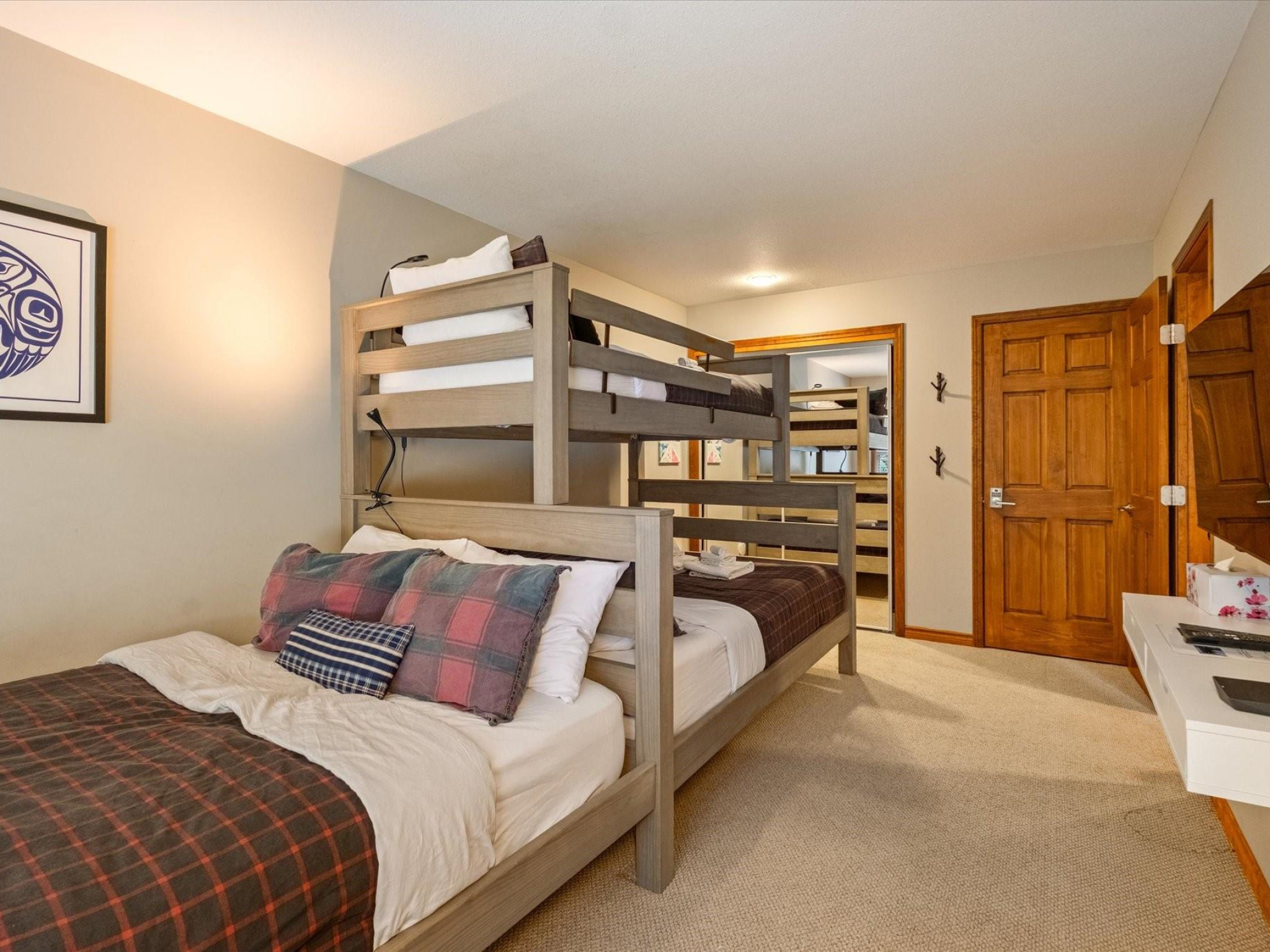 13-4644 Blackcomb Way image 11