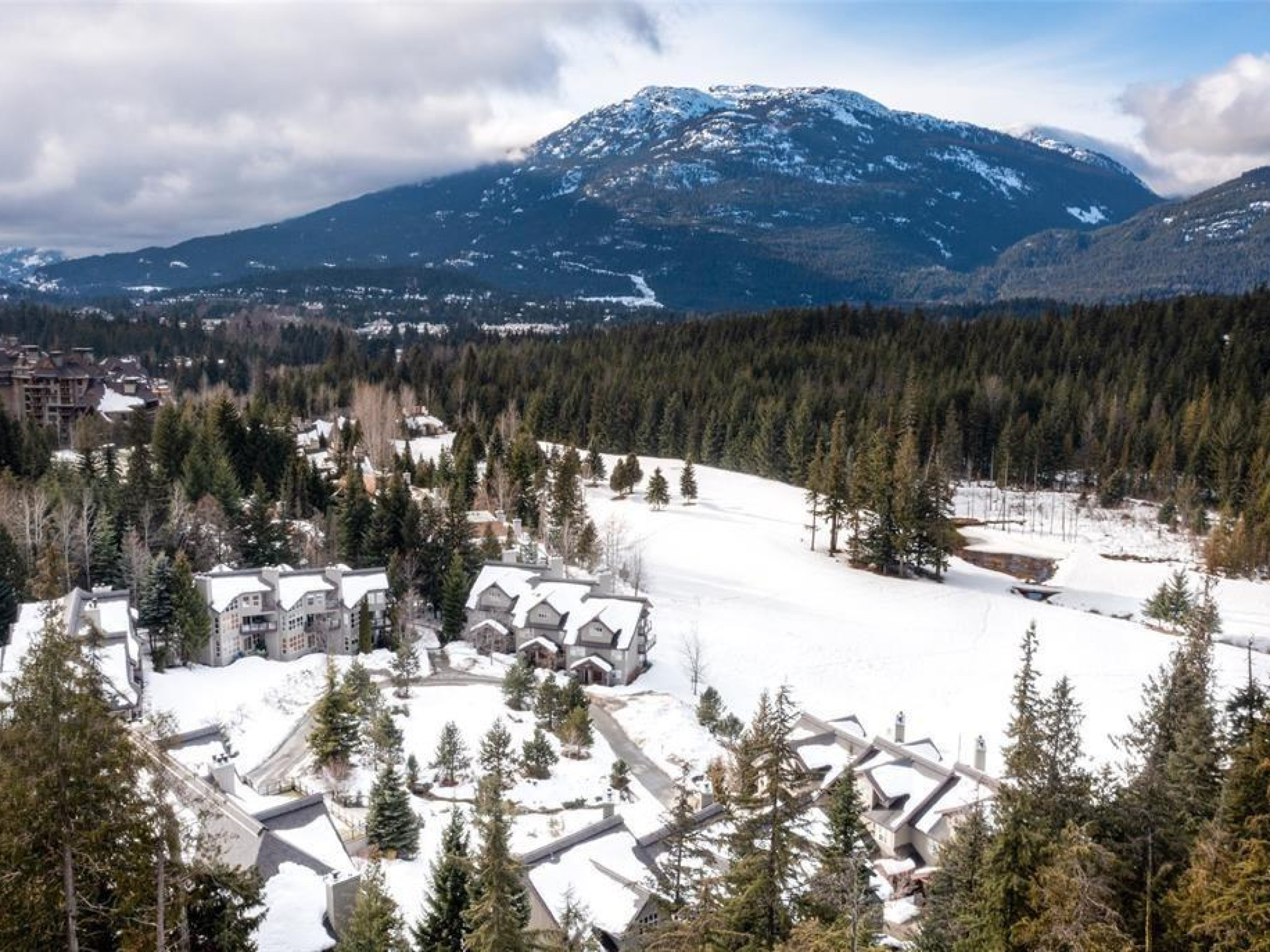 13-4644 Blackcomb Way image 27