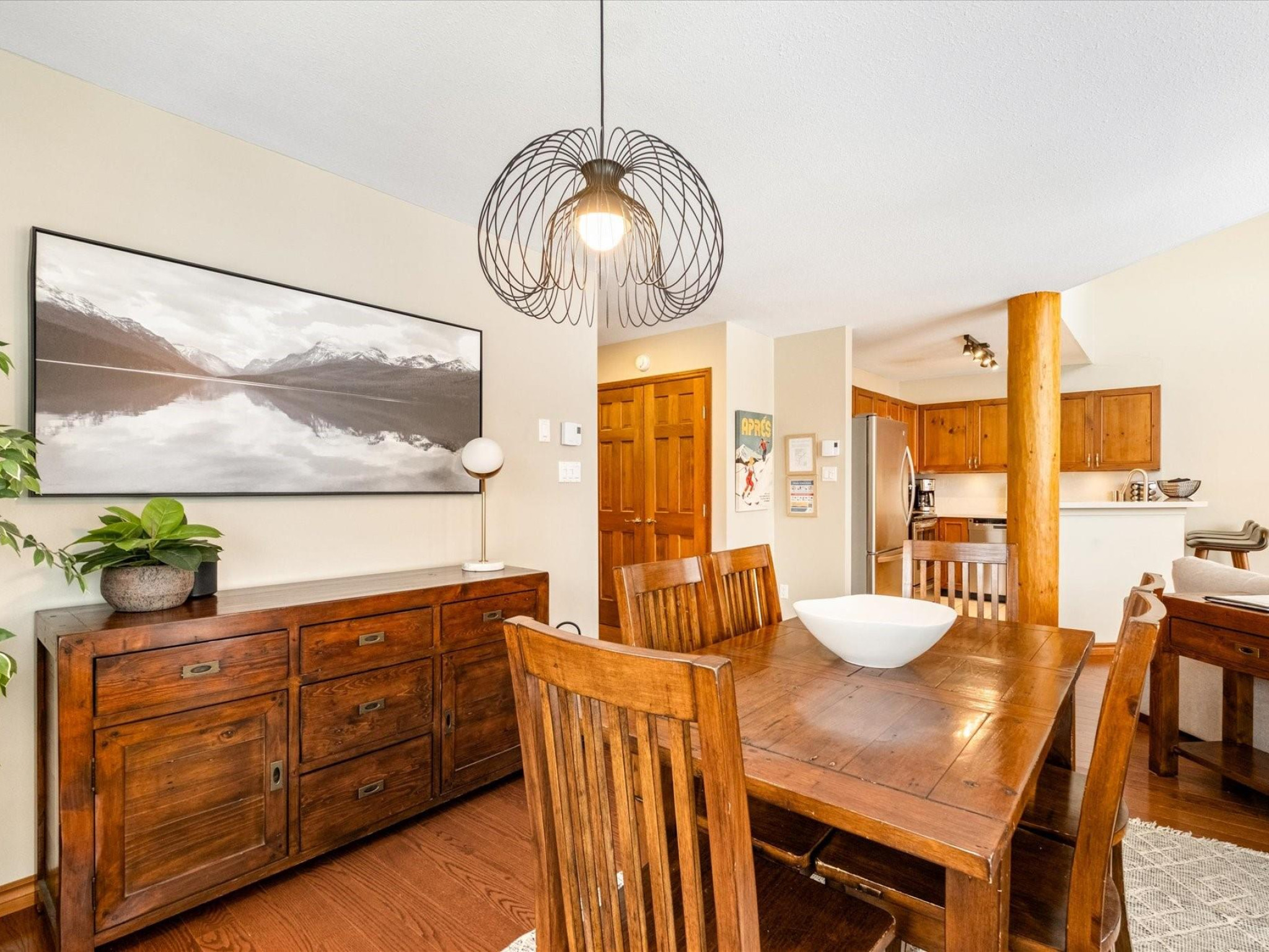 13-4644 Blackcomb Way image 3