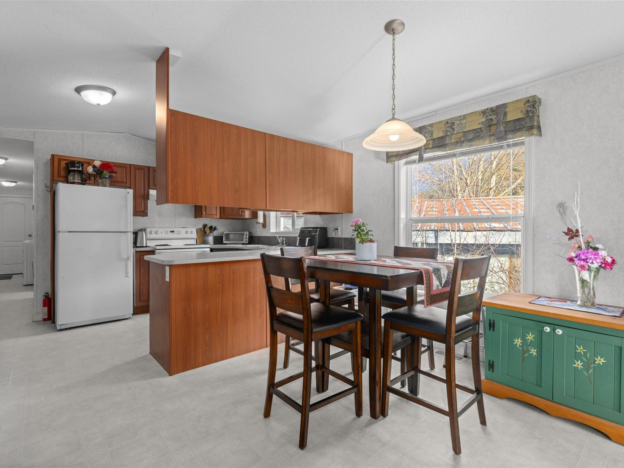 7636 Pemberton Meadows Road image 20