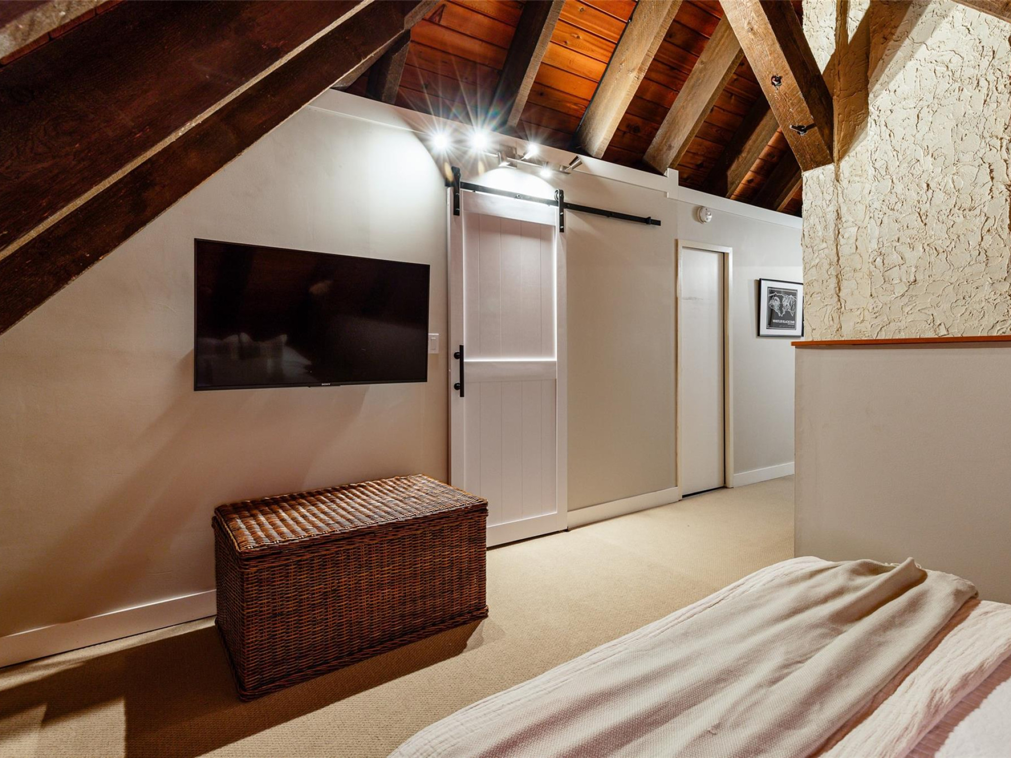 9167 Emerald Drive image 19