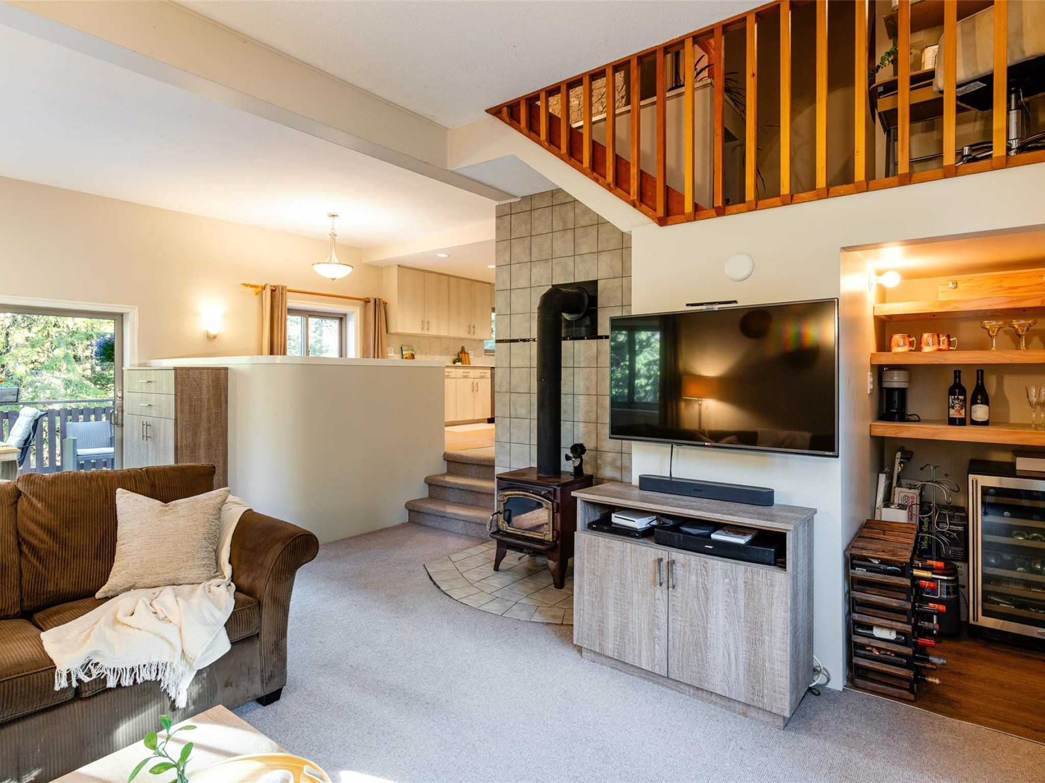 9167 Emerald Drive image 6