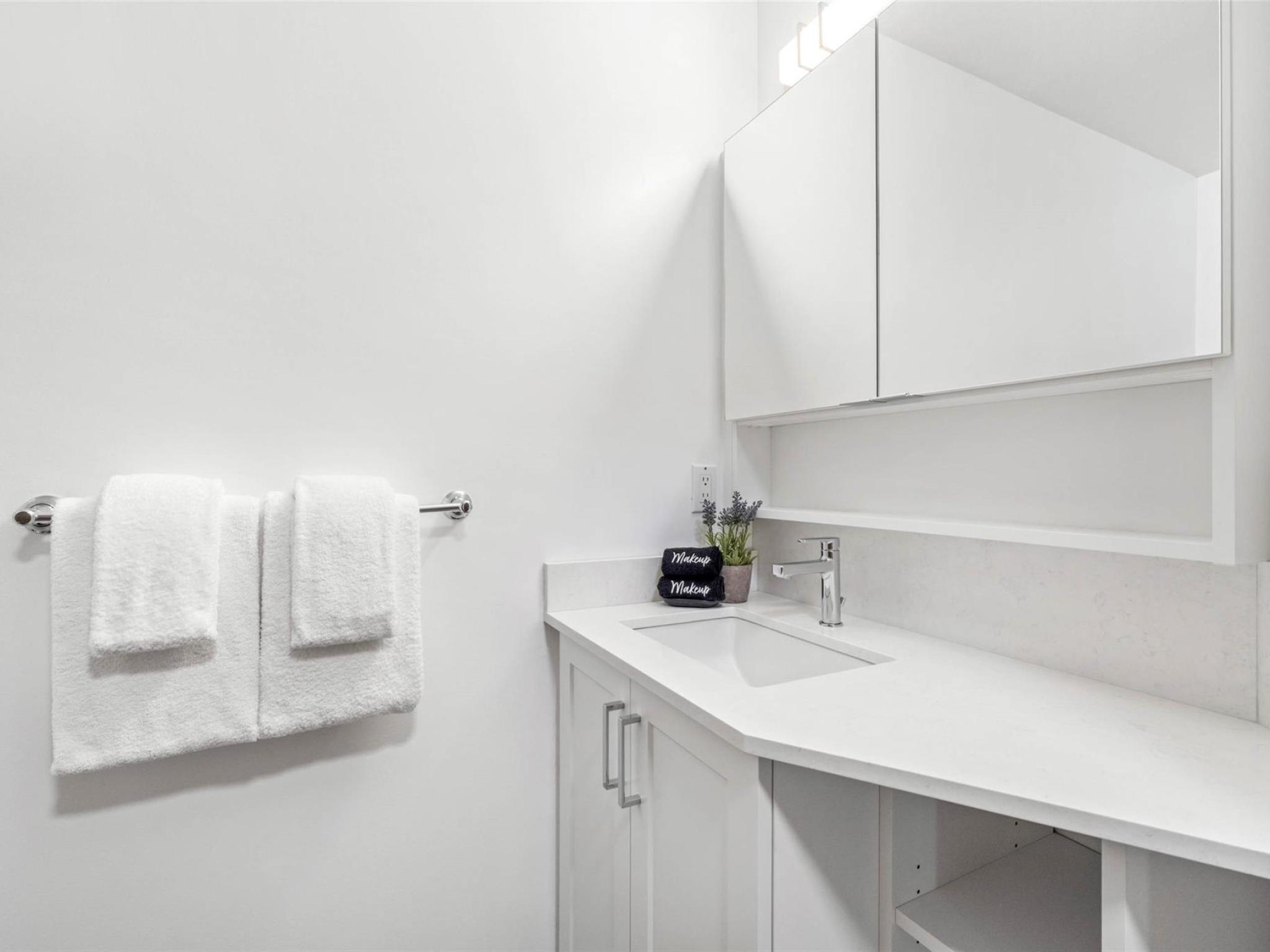 54-4335 Northlands Boulevard image 15