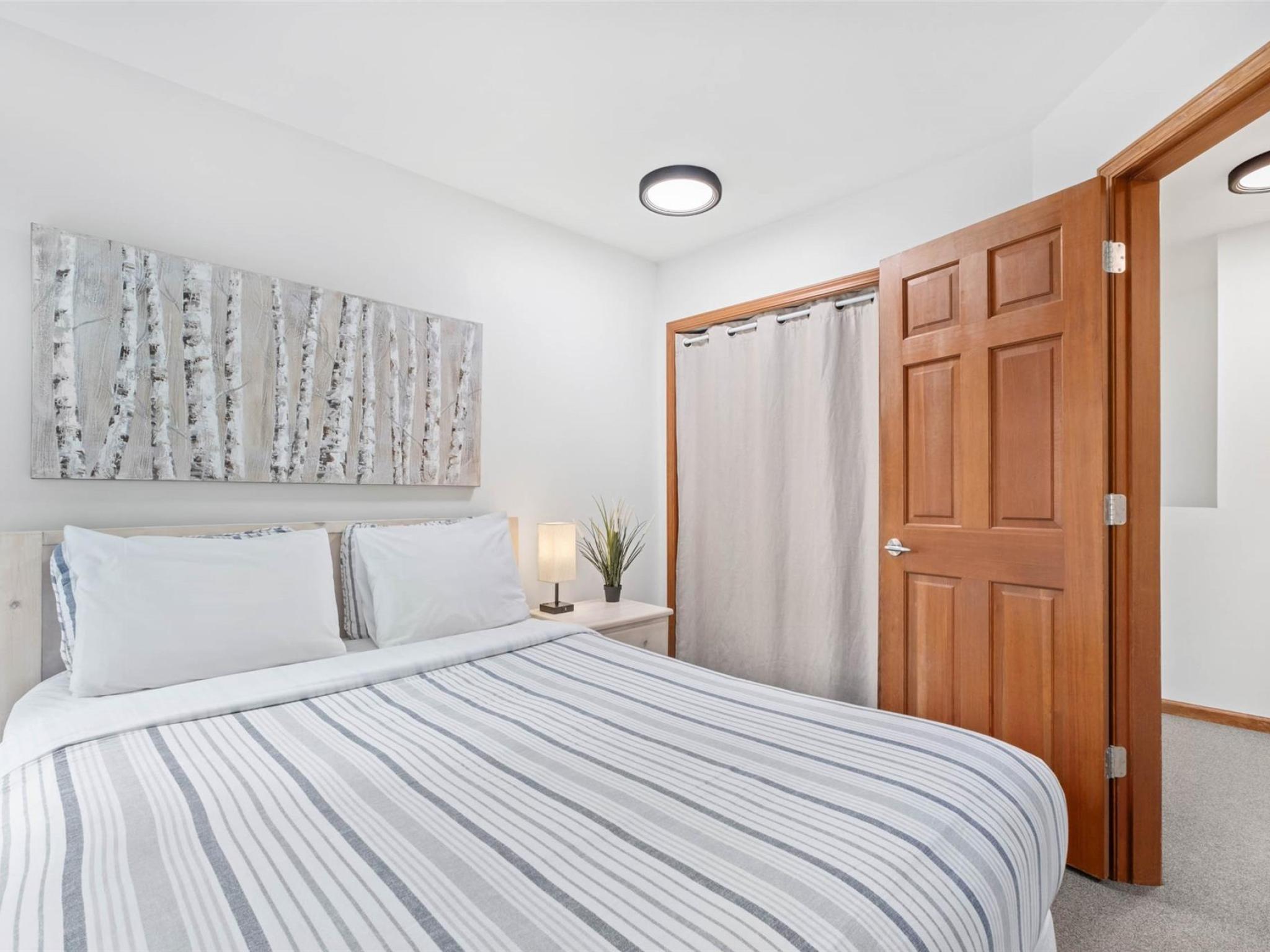 54-4335 Northlands Boulevard image 17