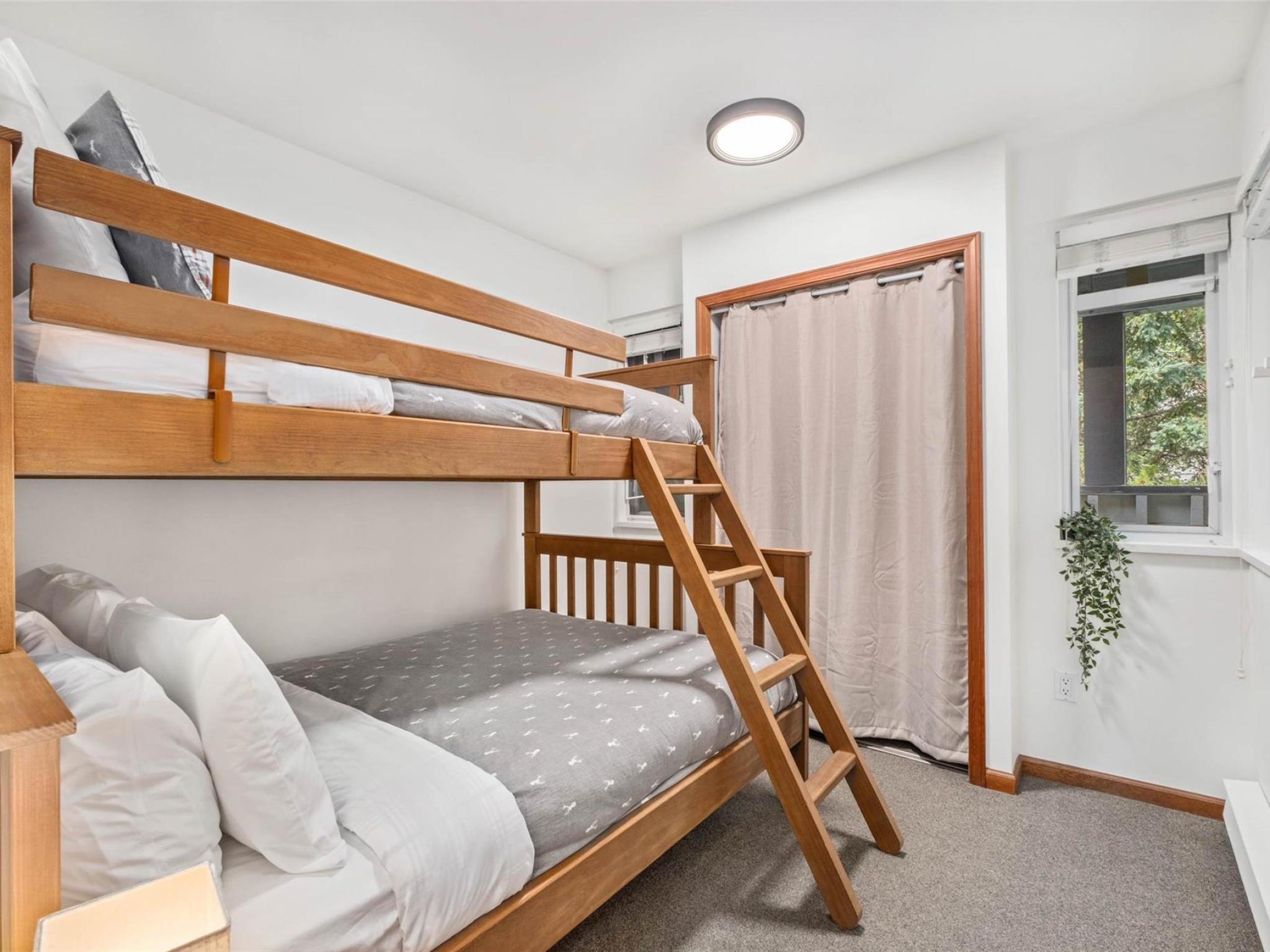 54-4335 Northlands Boulevard image 18
