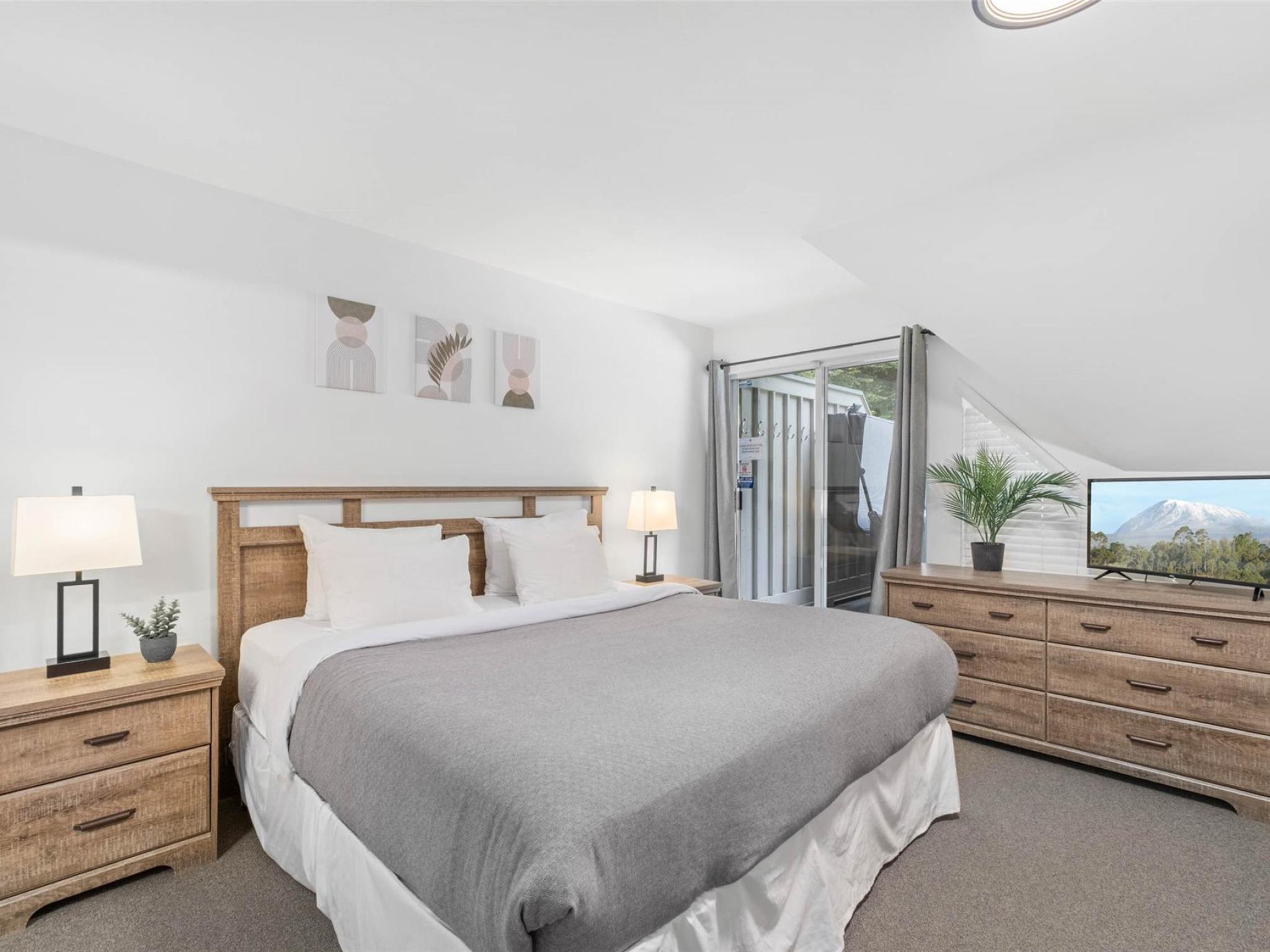 54-4335 Northlands Boulevard image 21