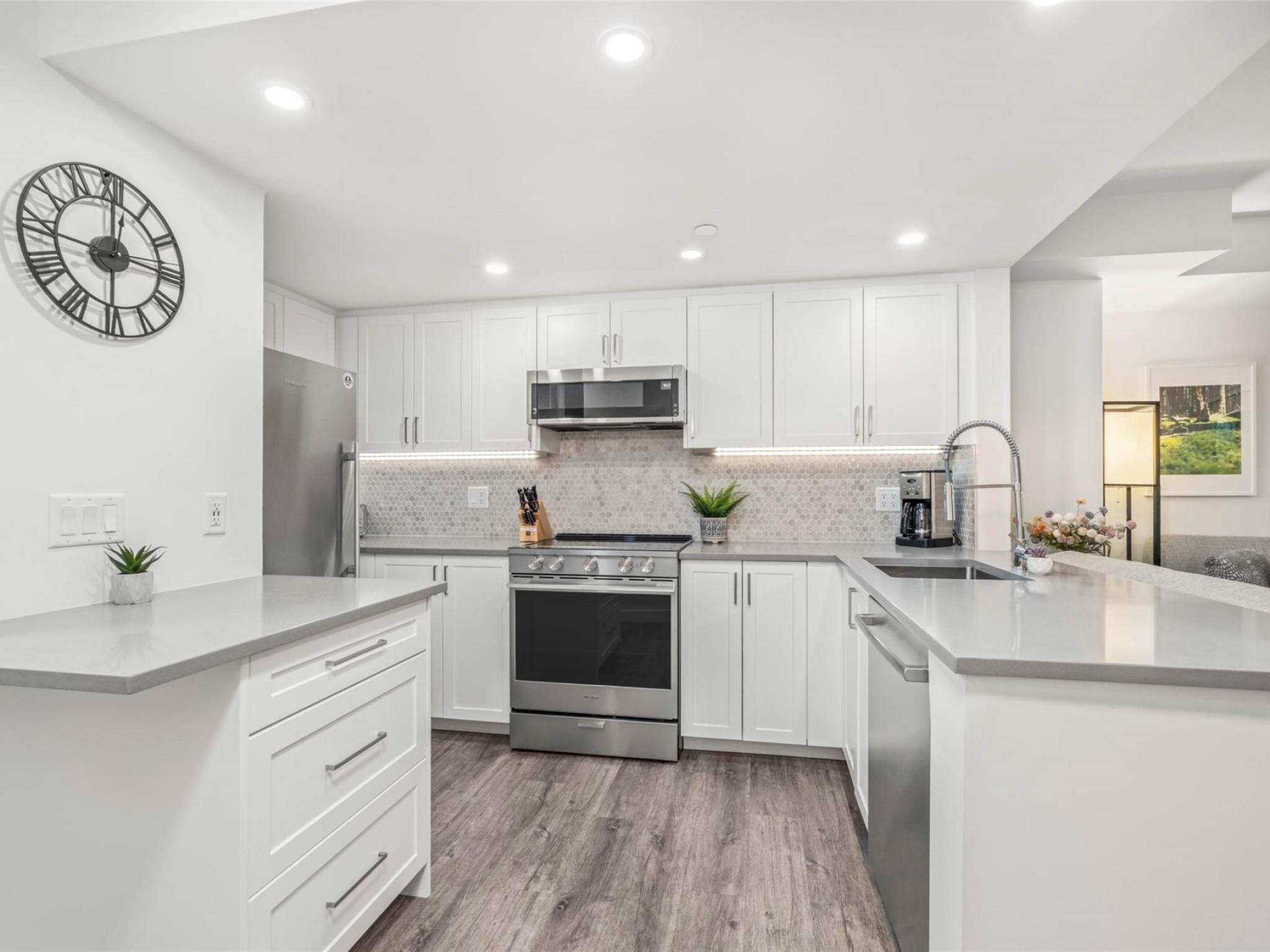 54-4335 Northlands Boulevard image 3