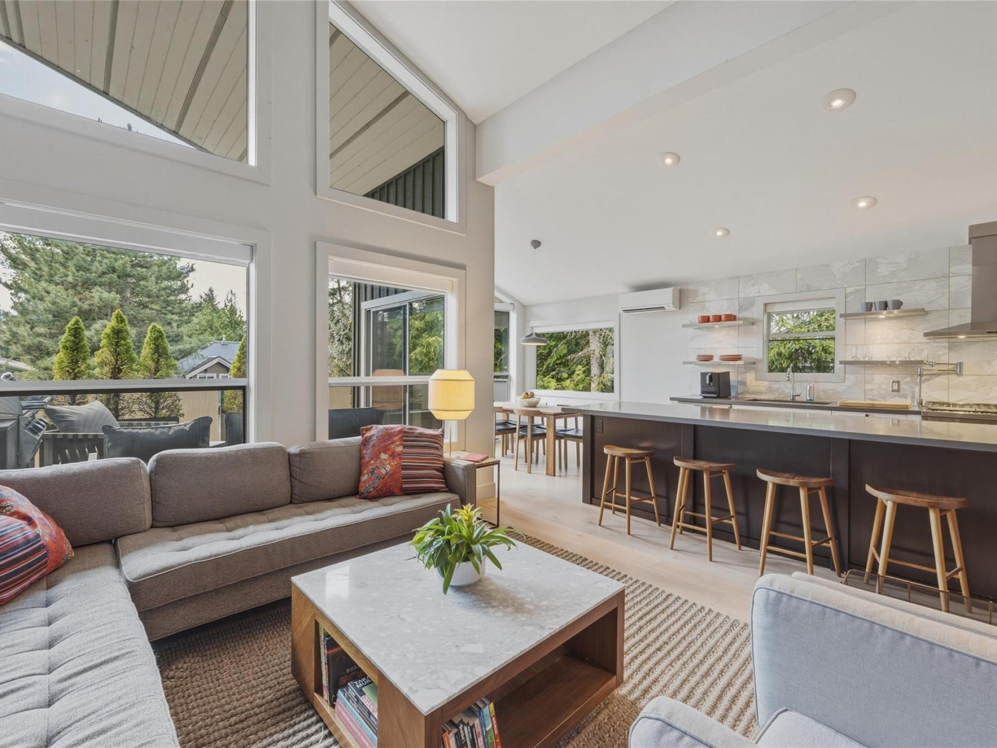 2223 Aspen Drive image 3