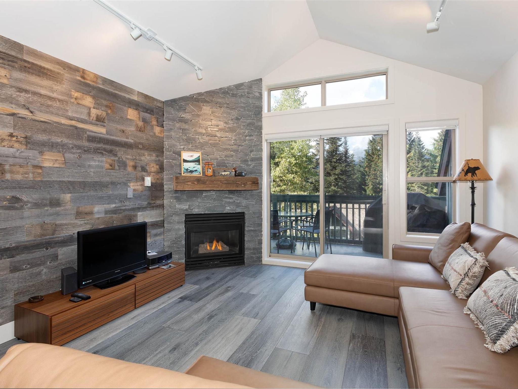 4-4890 Painted Cliff Road