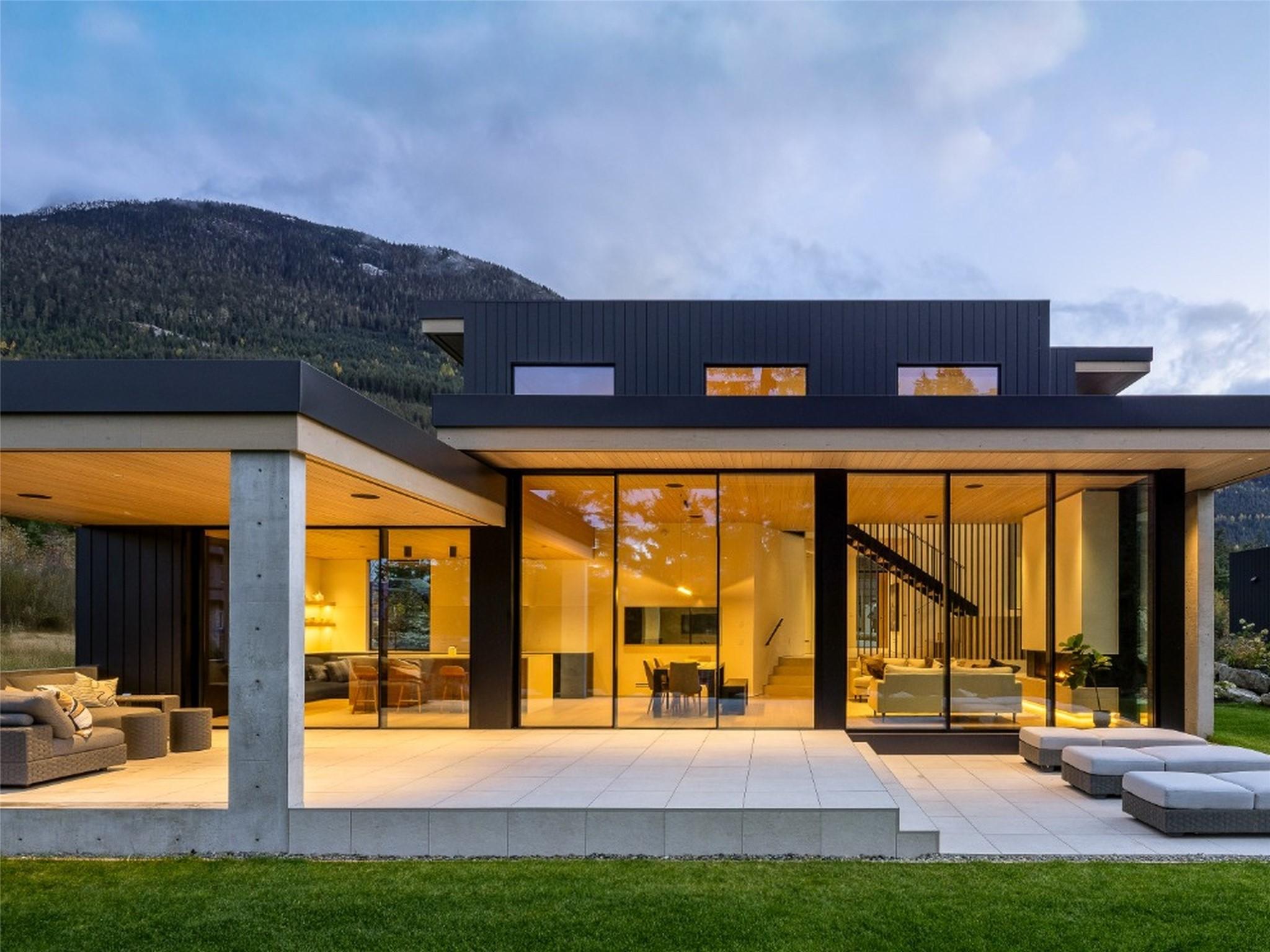 9257 Wedgemount Plateau Drive