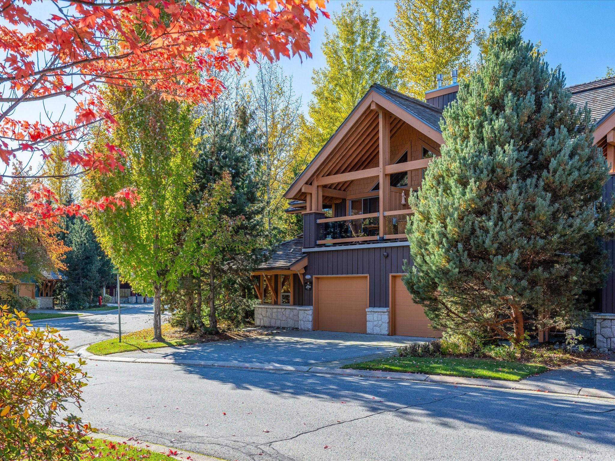 ABCD-4803 Casabella Crescent