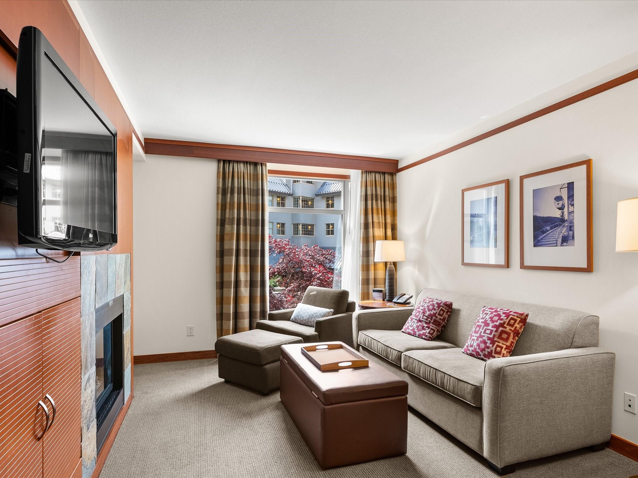 3303-4299 Blackcomb Way image 2