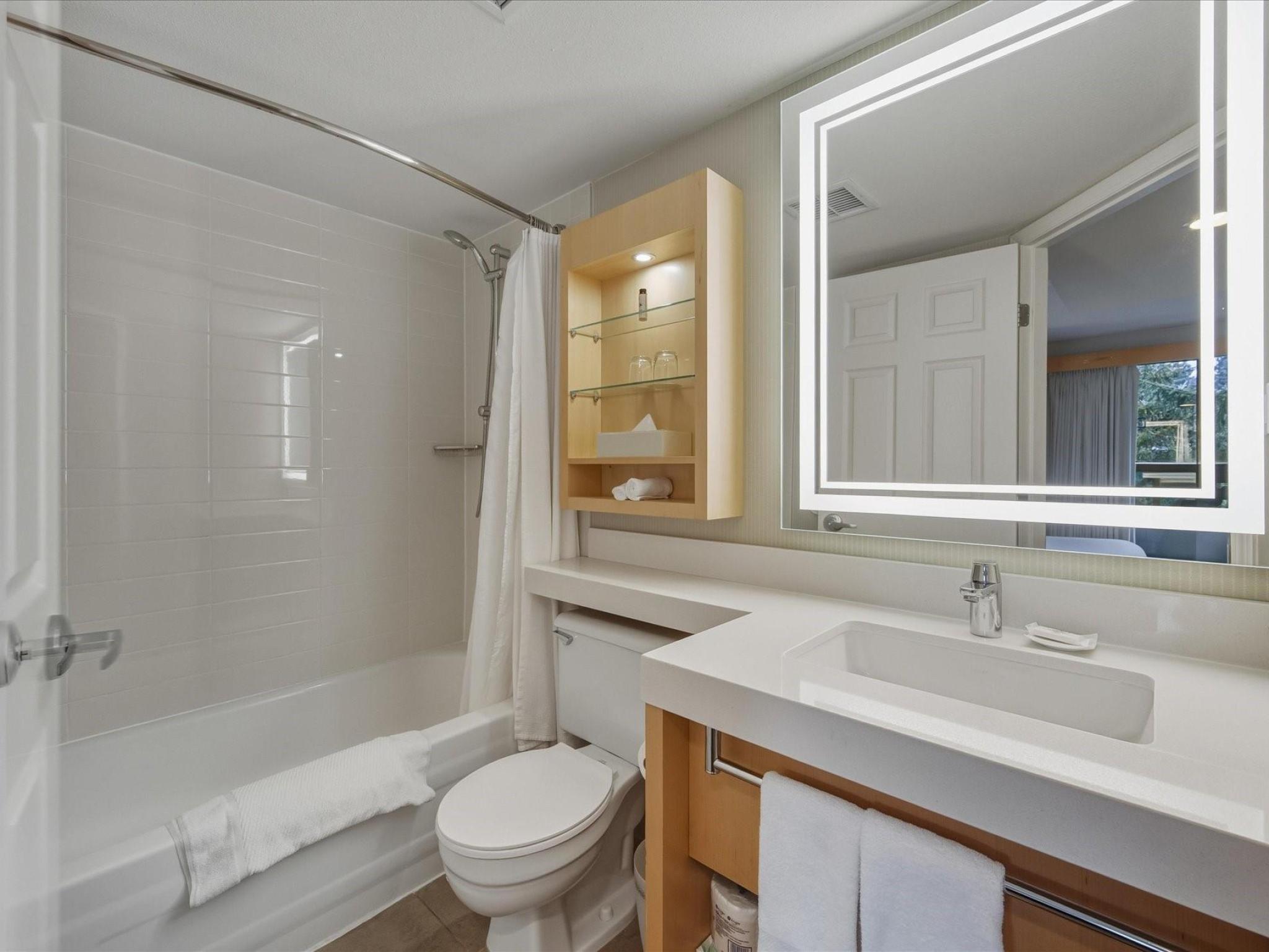 1266-4308 Main Street image 10