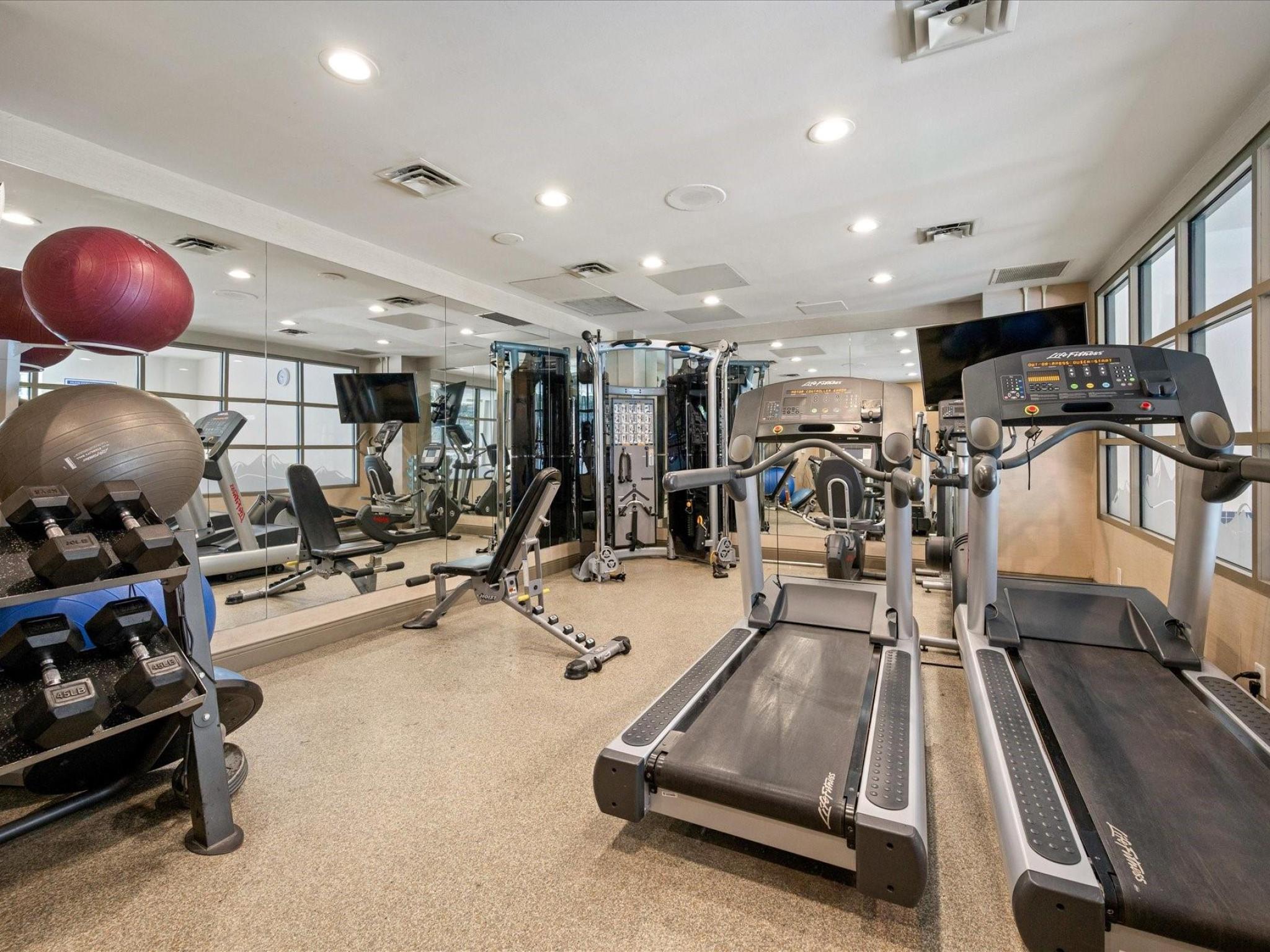 1266-4308 Main Street image 13