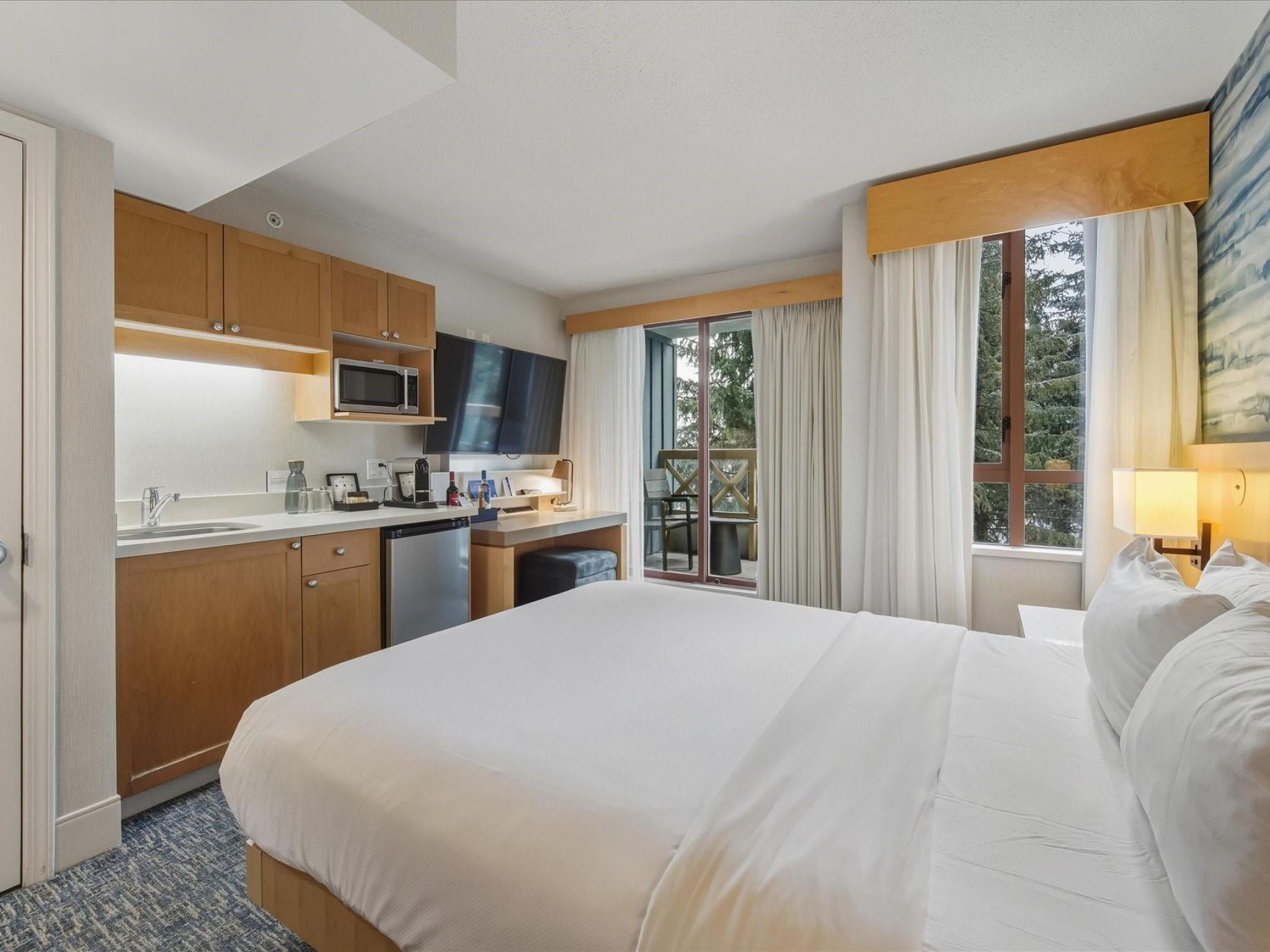 1266-4308 Main Street image 2