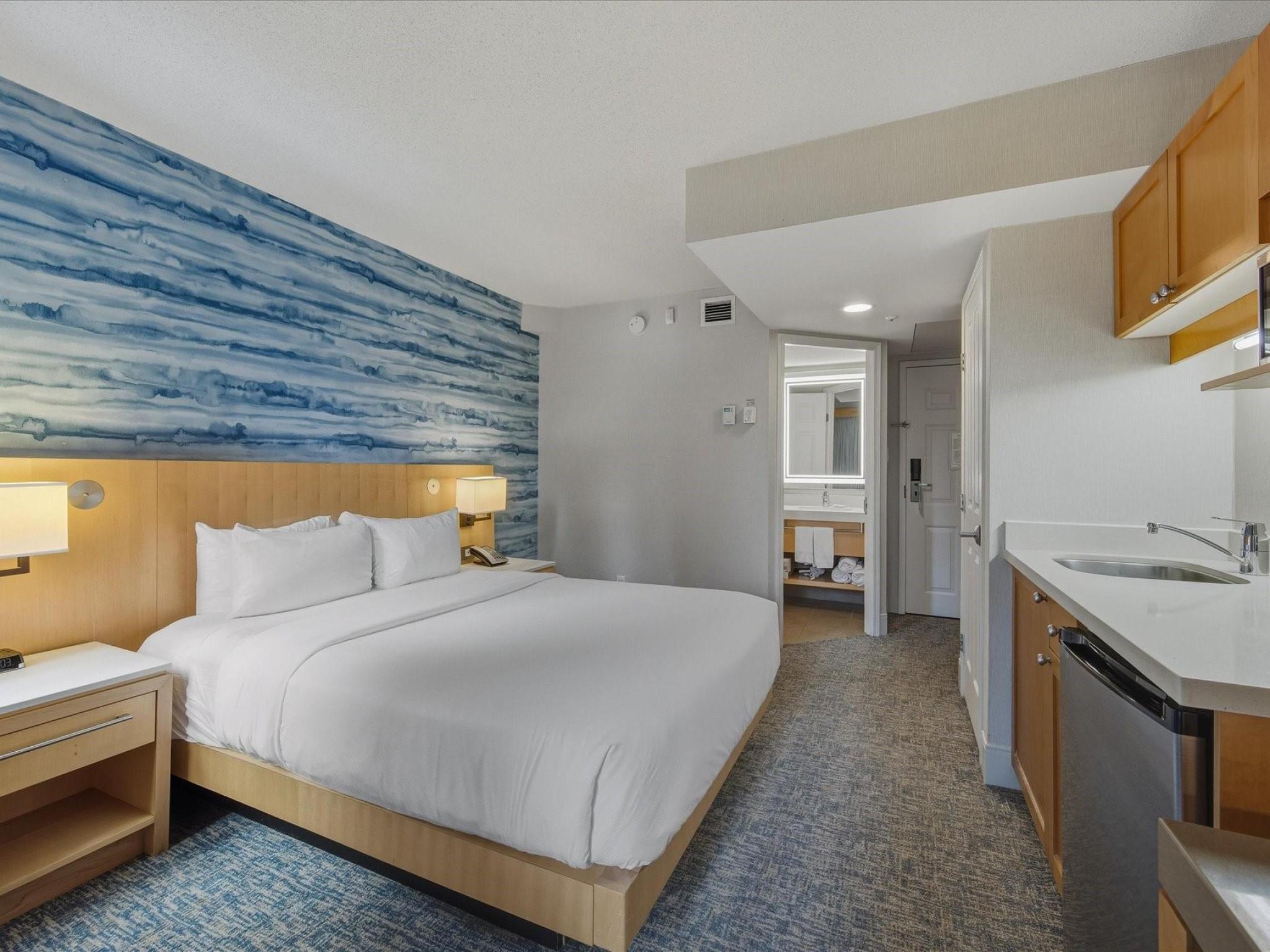 1266-4308 Main Street image 6