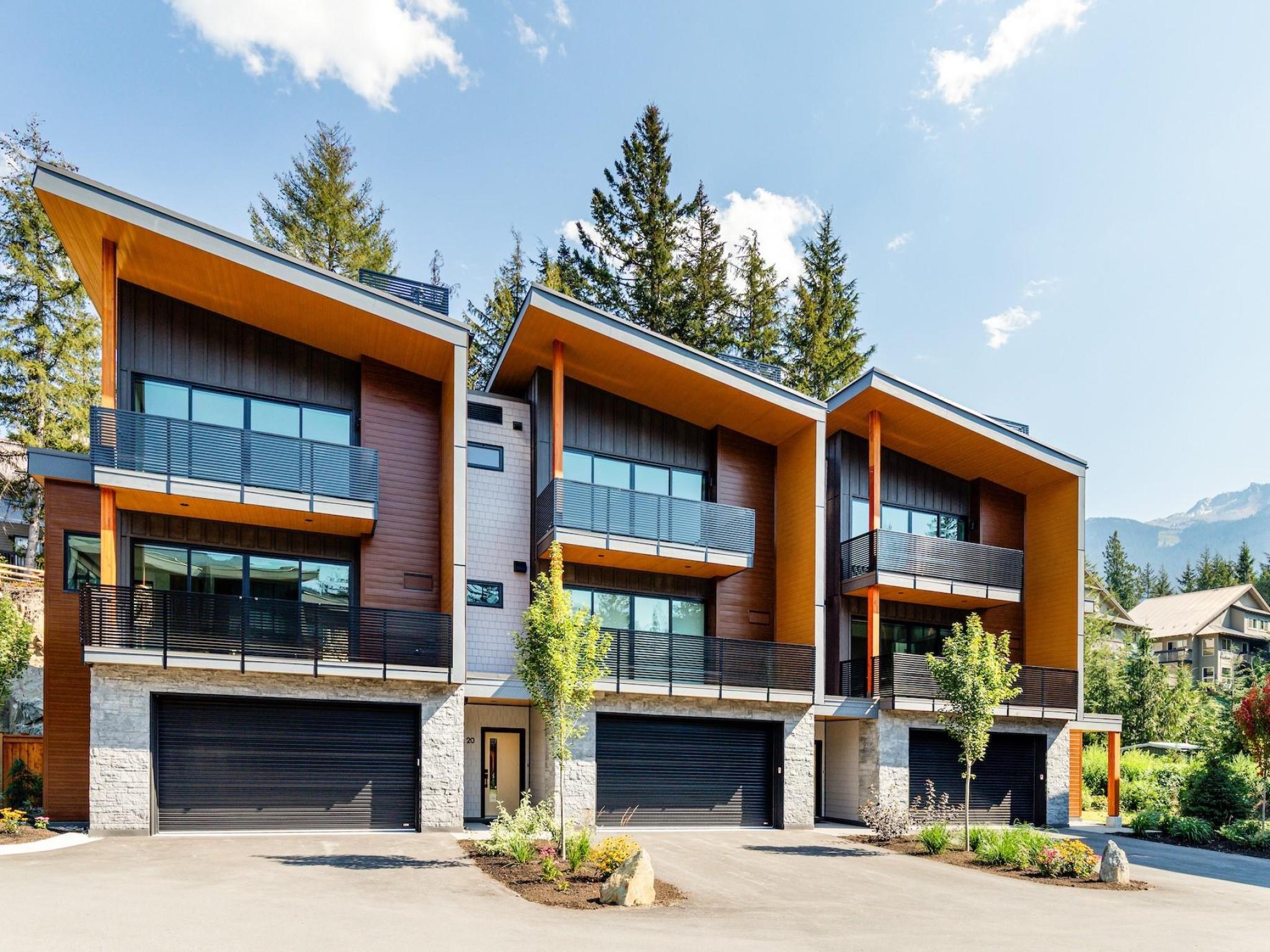 20-2077 Garibaldi Way