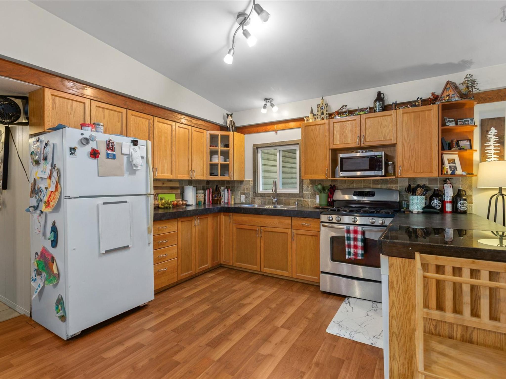 9245 Pemberton Portage Road image 5