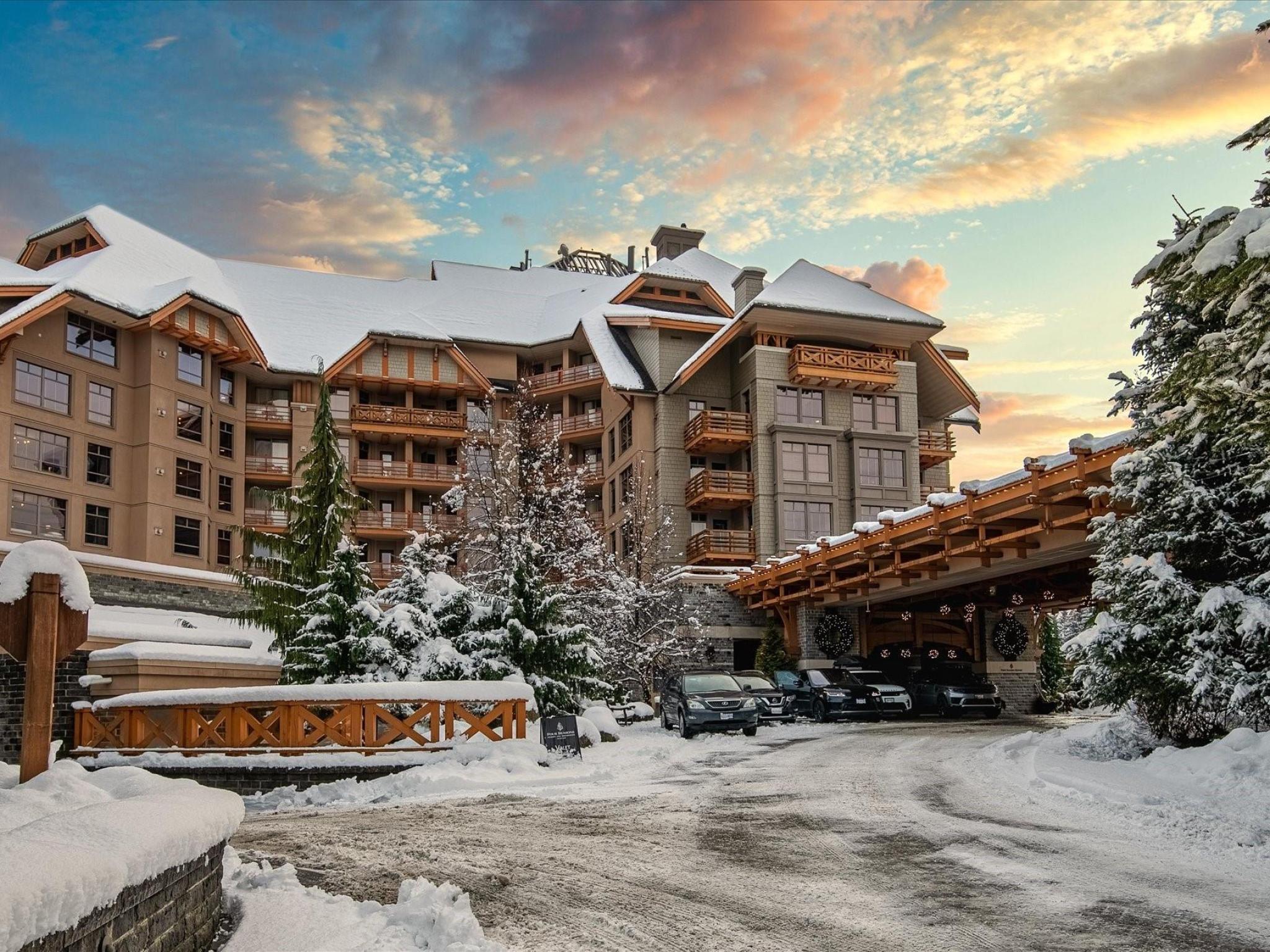 454-4591 Blackcomb Way