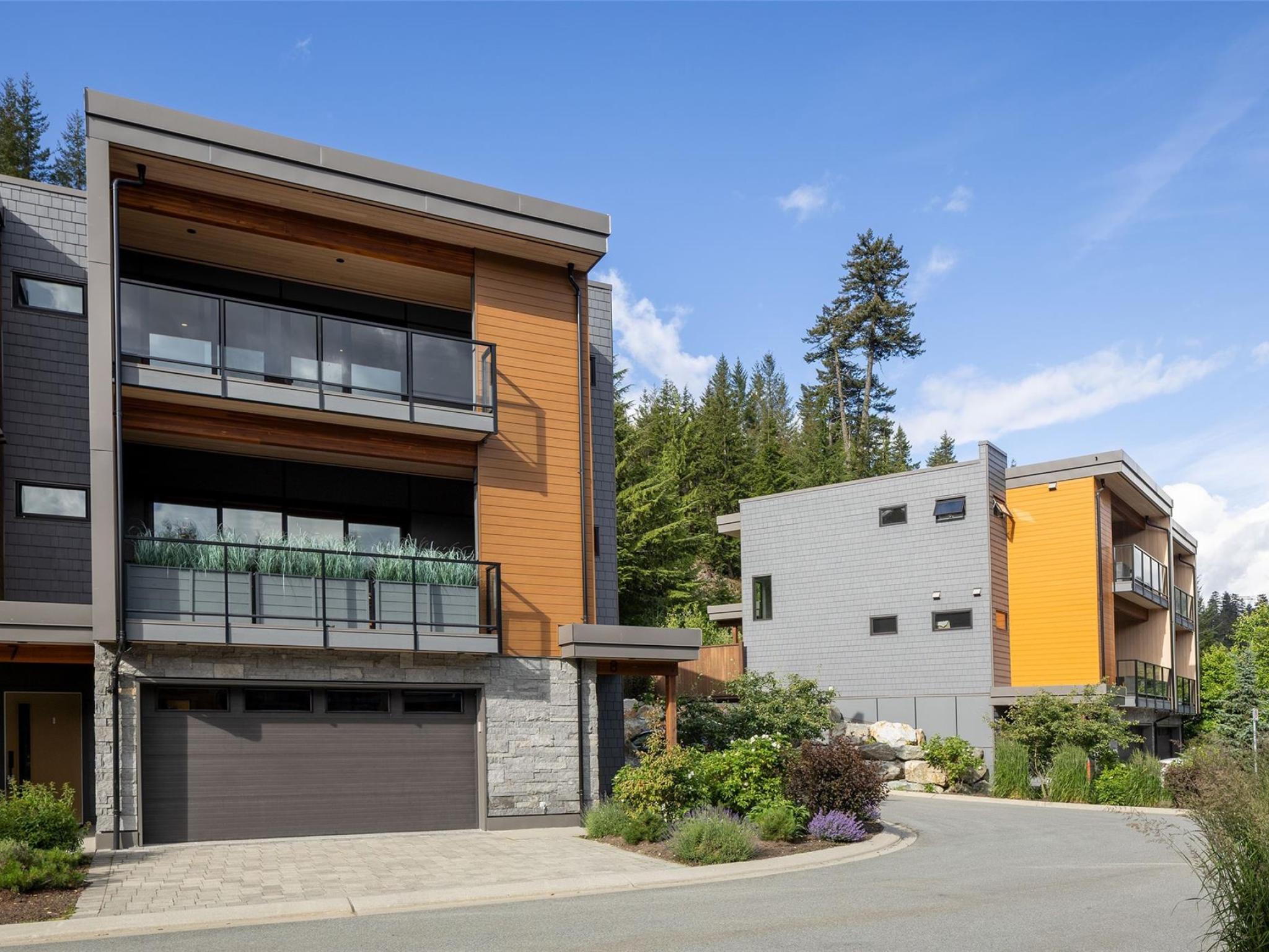 8-1350 Cloudburst Drive