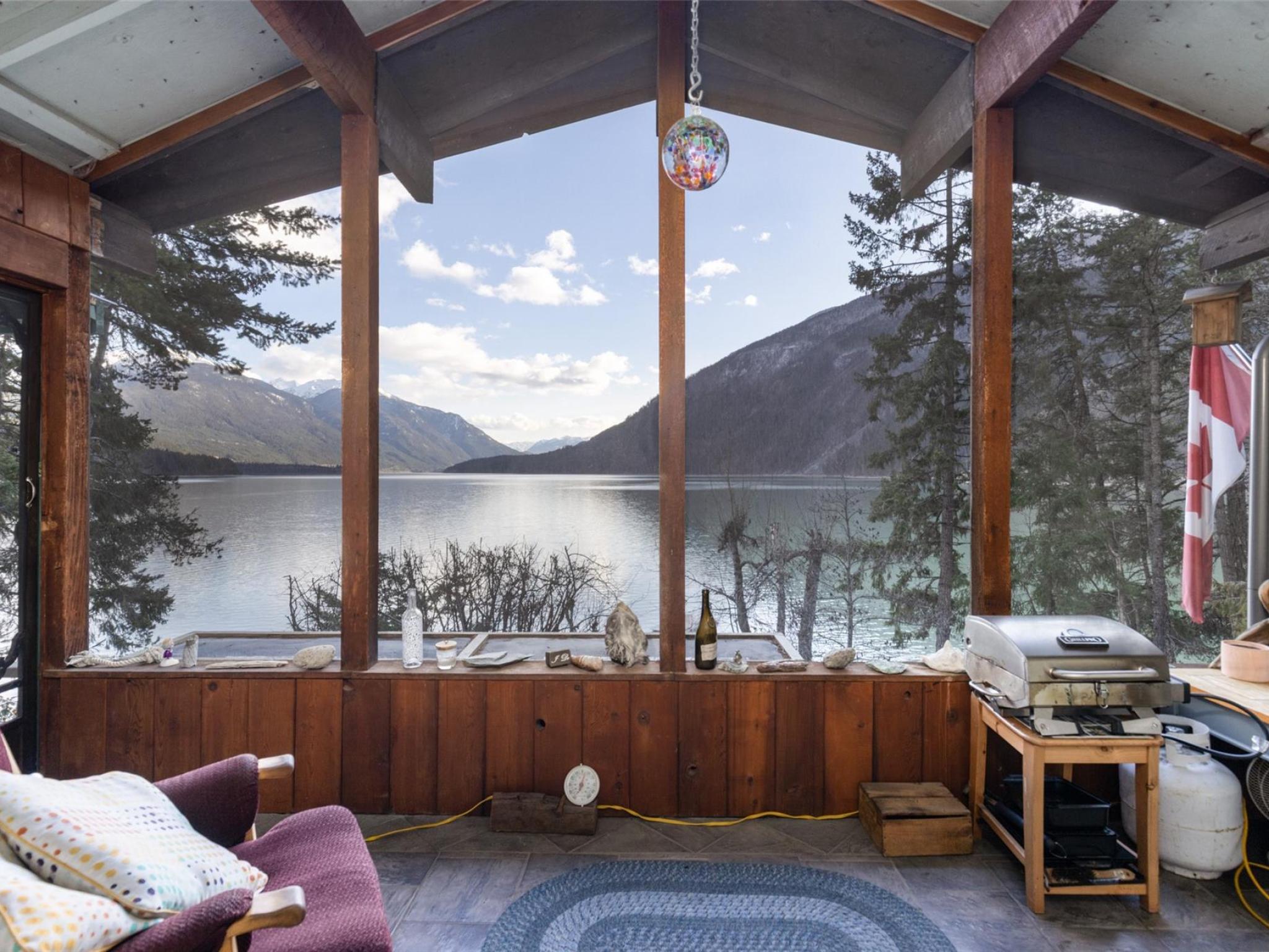 10484 In-Shuck-Ch Forest Service Road image 3