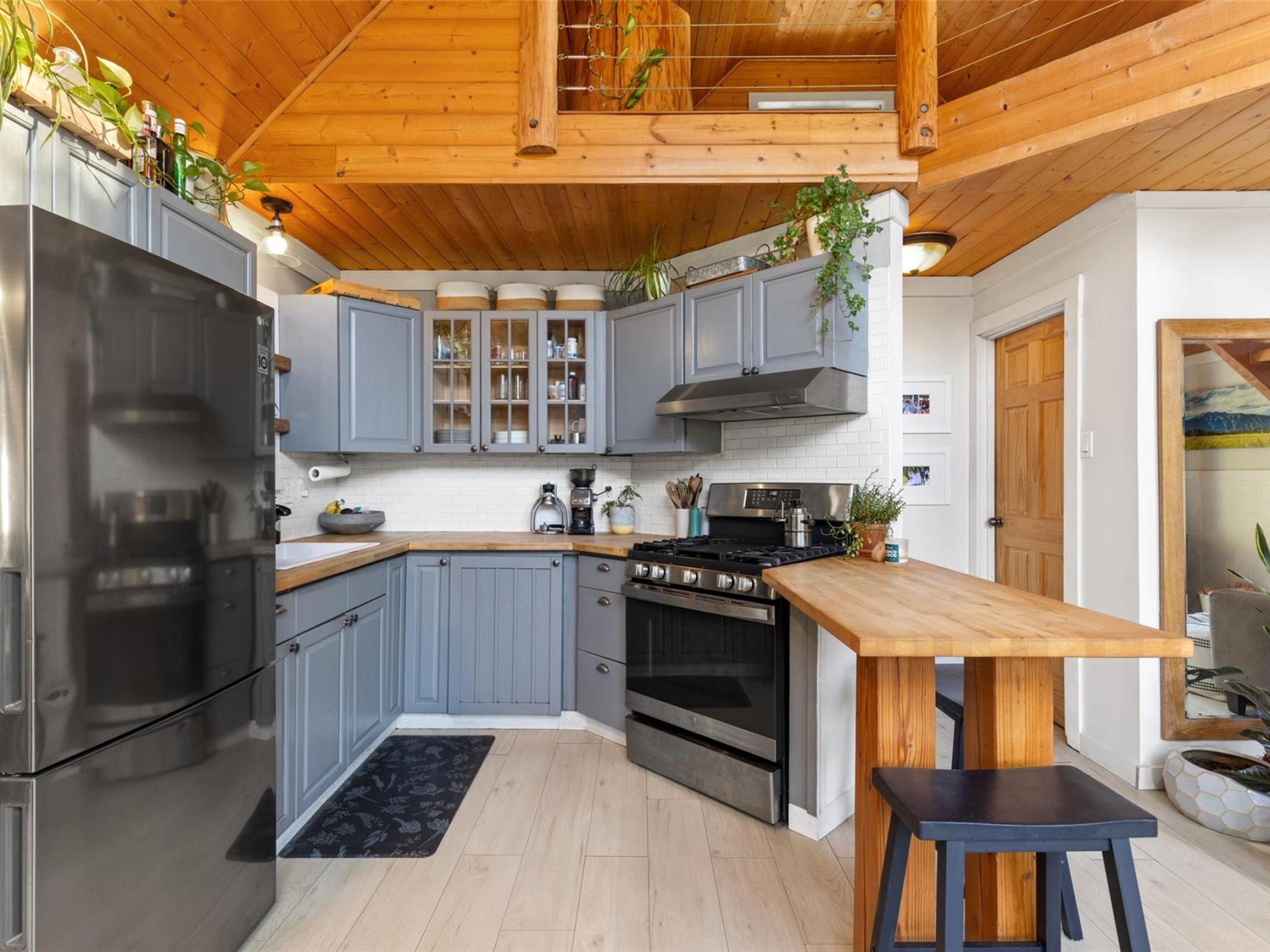 144-6500 In-Shuck-Ch Forest Service Road image 8