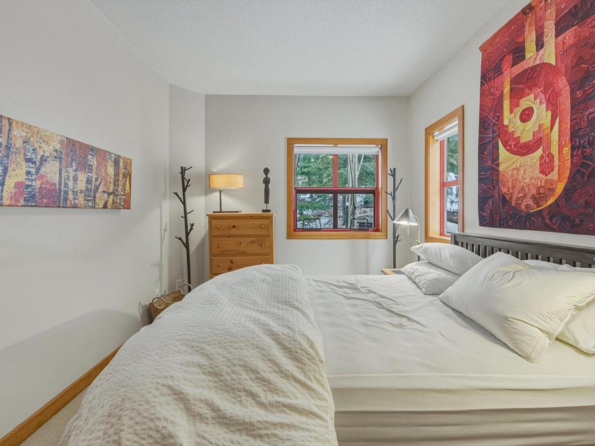 1-4652 Blackcomb Way image 15