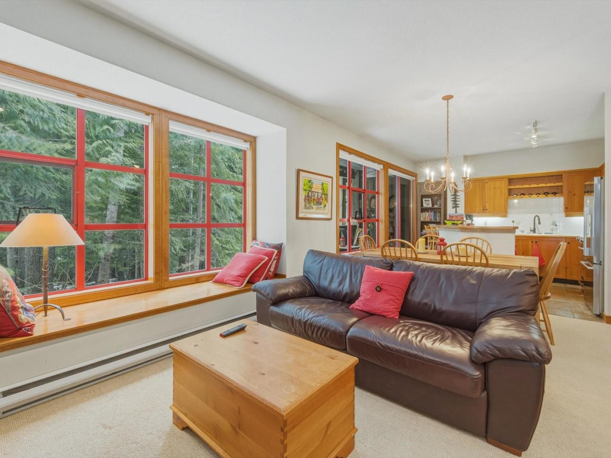 1-4652 Blackcomb Way image 7