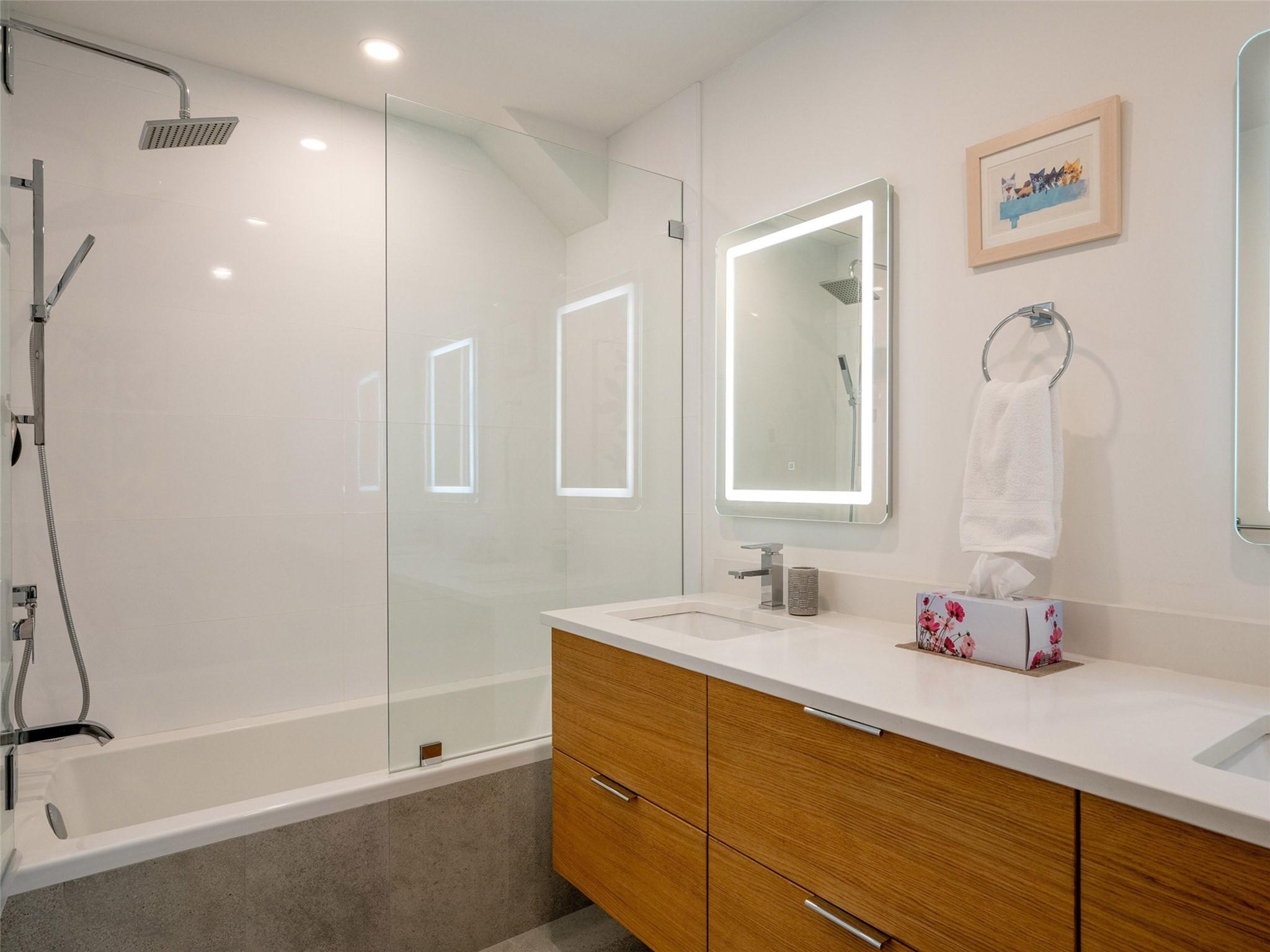 17-2301 Taluswood Place image 12