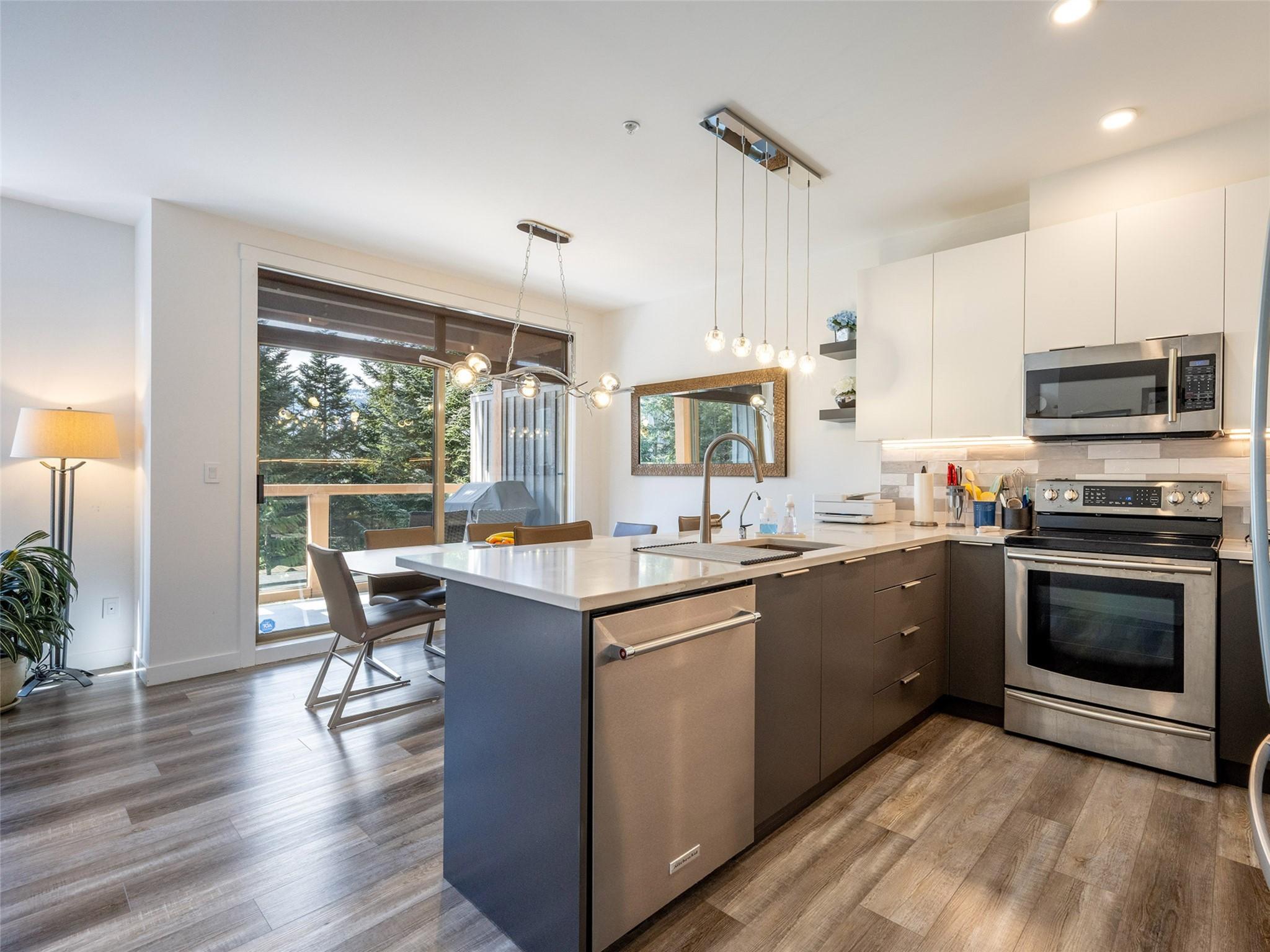 17-2301 Taluswood Place image 5