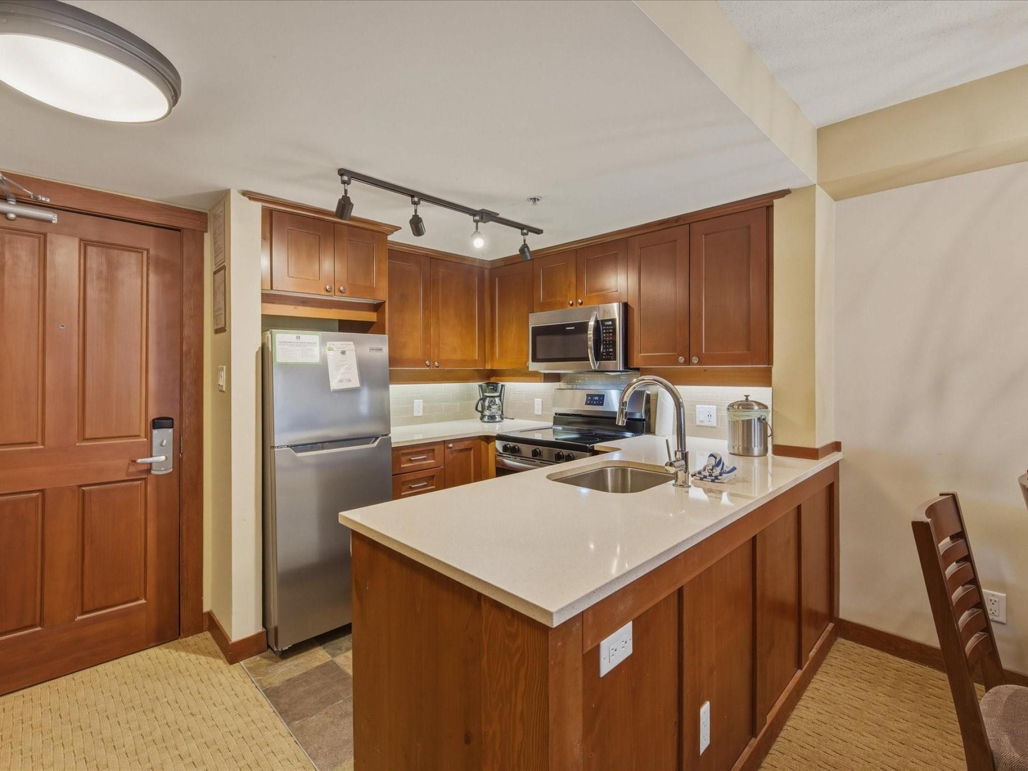 202-4653 Blackcomb Way image 8