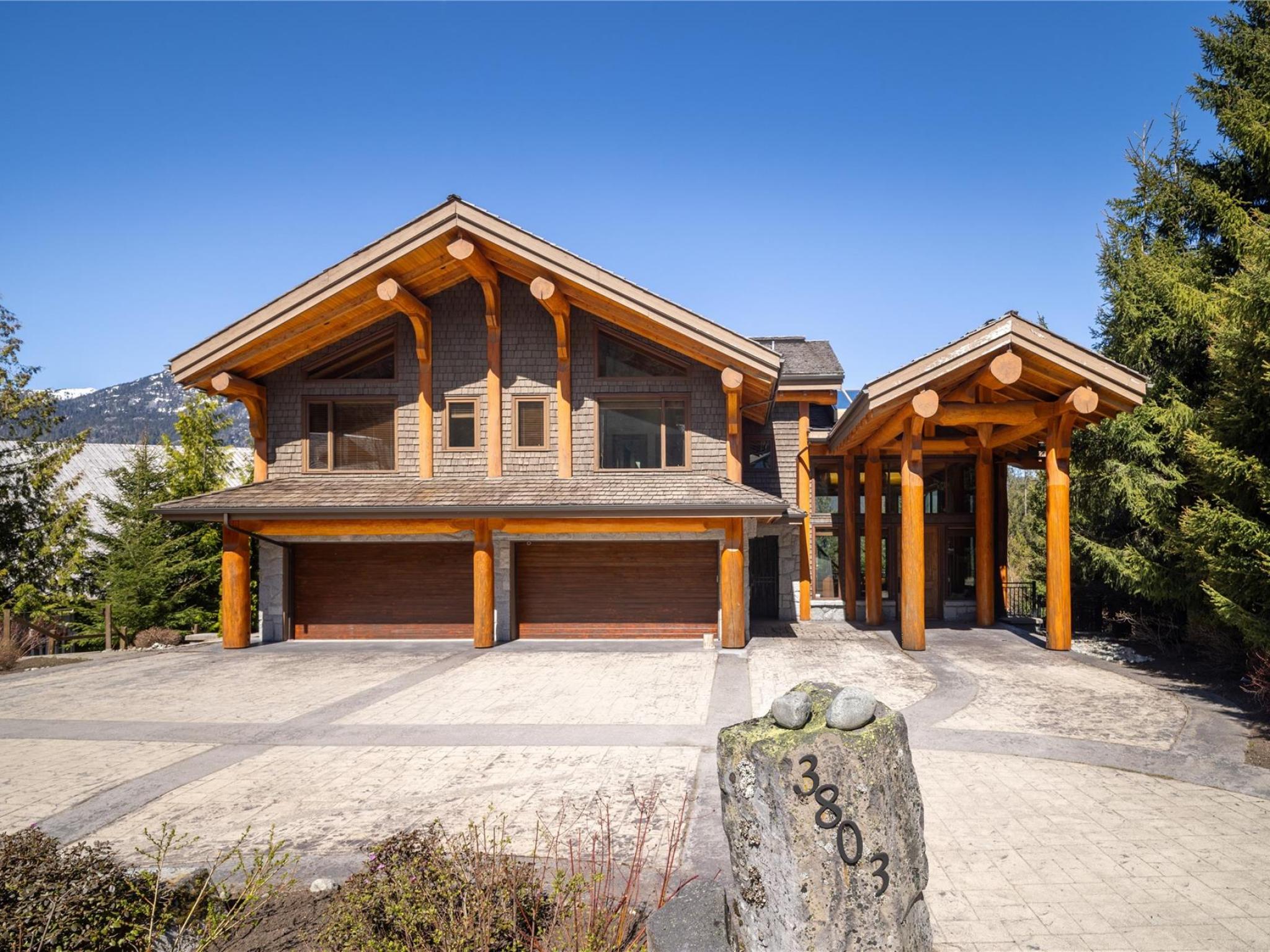 3803 Sunridge Place