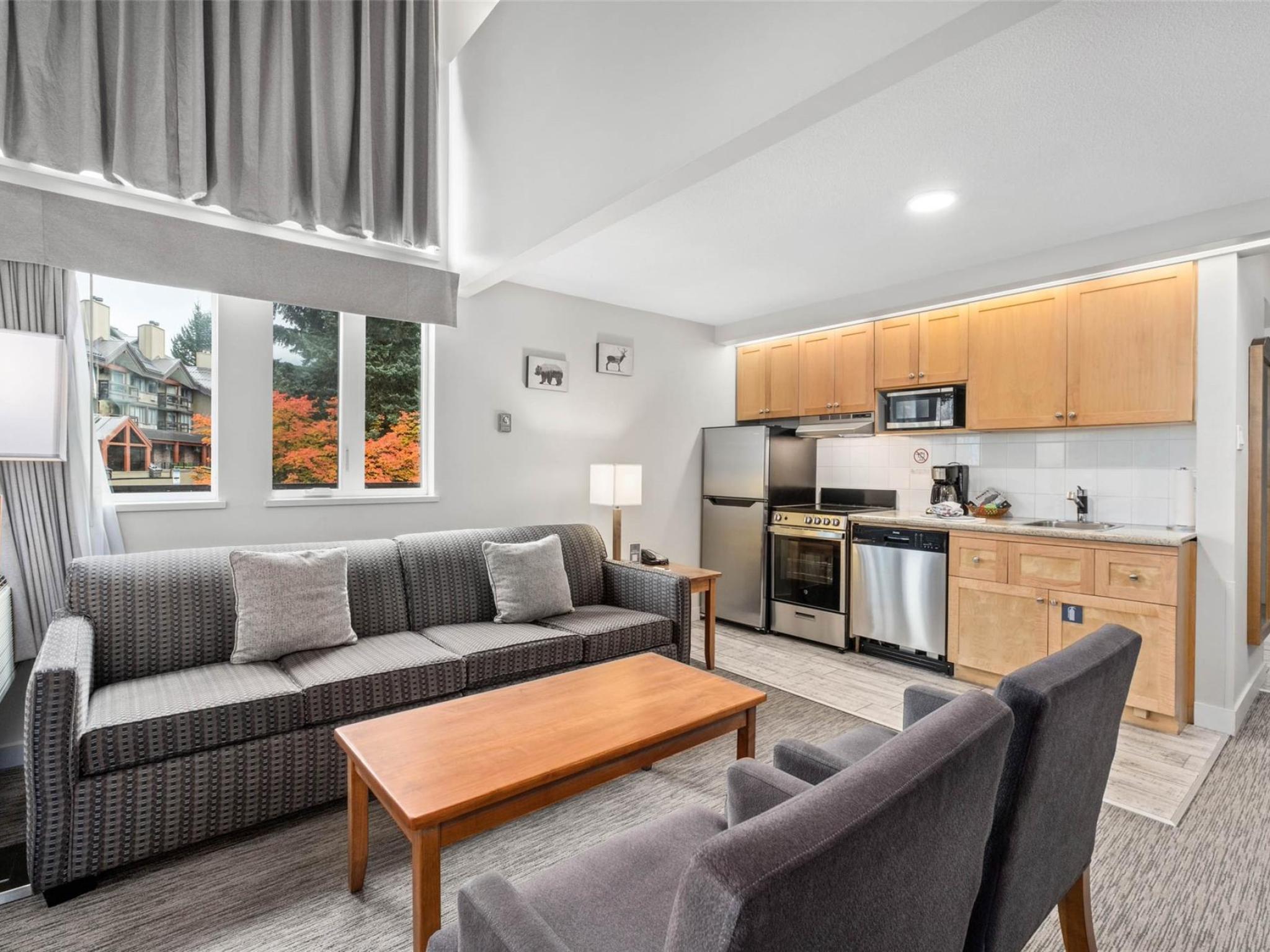 202-4420 Sundial Place