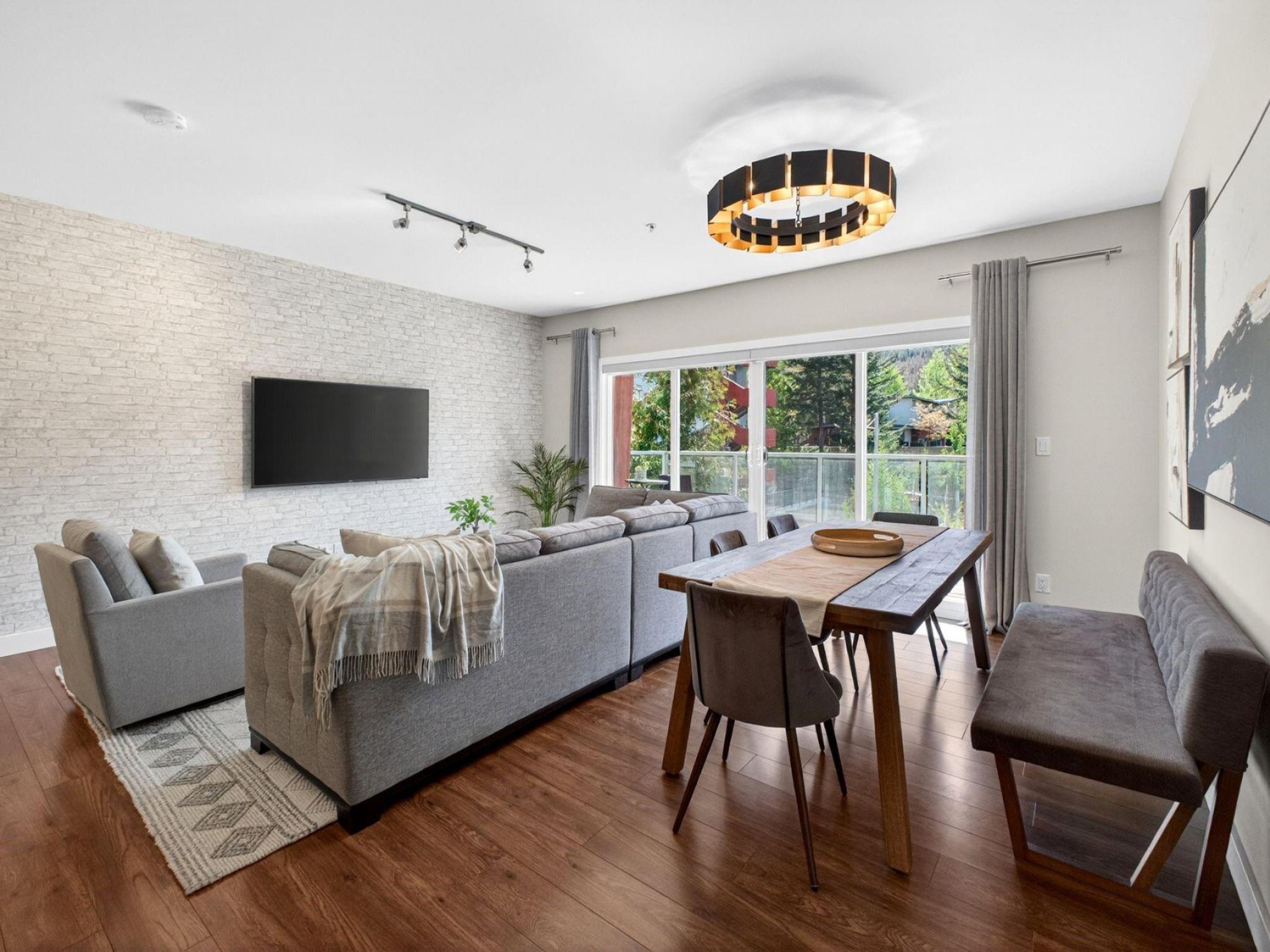212-1025 Legacy Way image 4