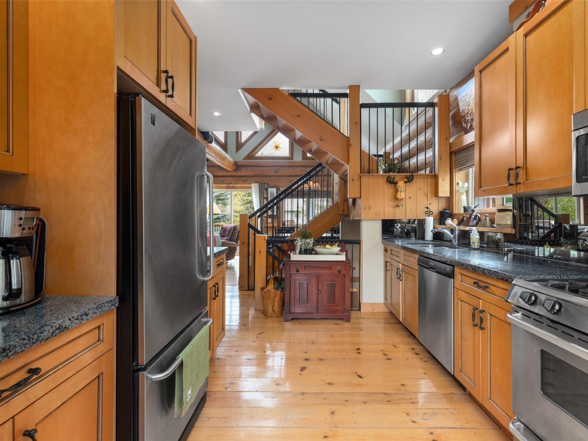7270 Spruce Grove Circle image 14