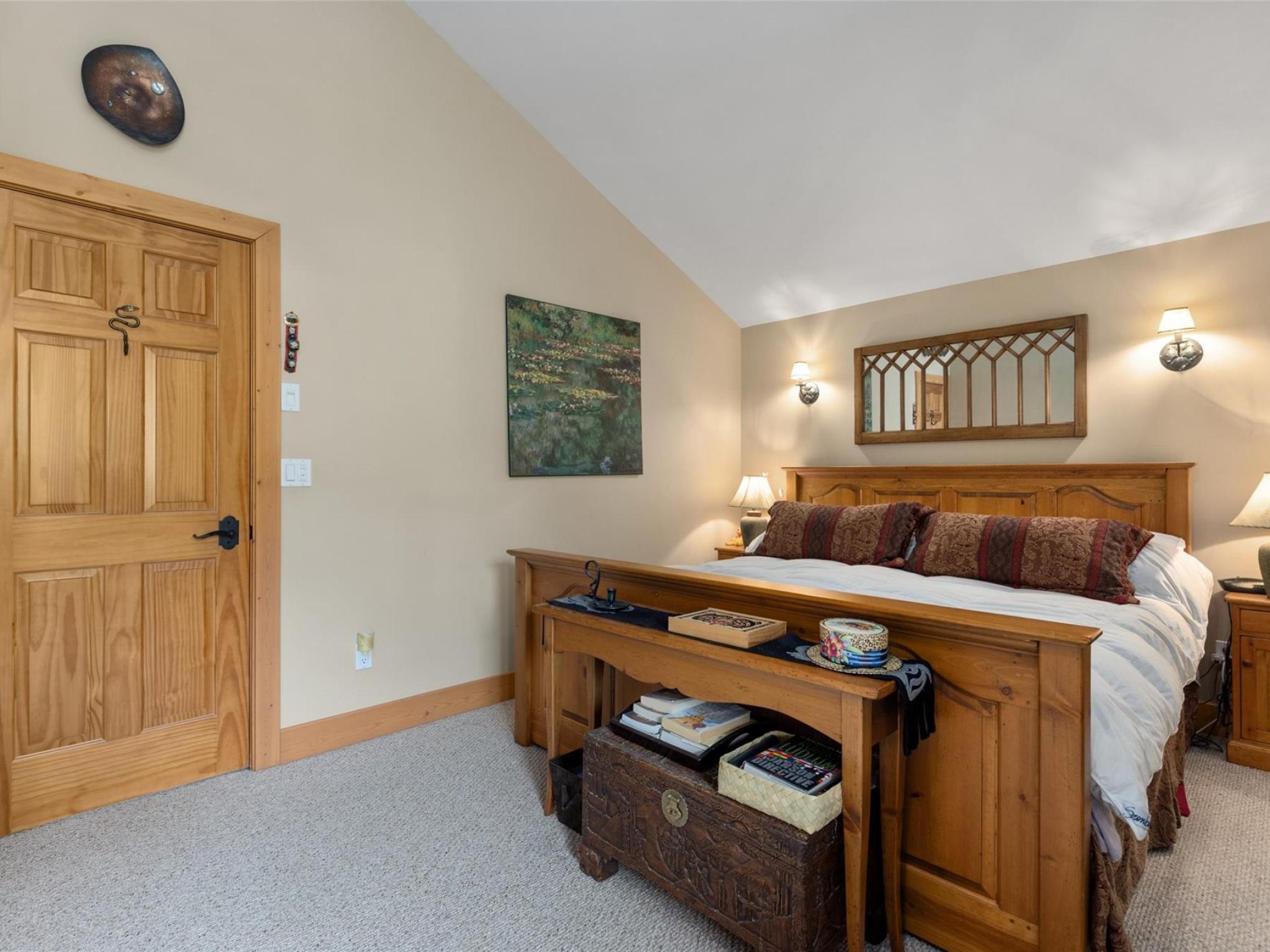 7270 Spruce Grove Circle image 20