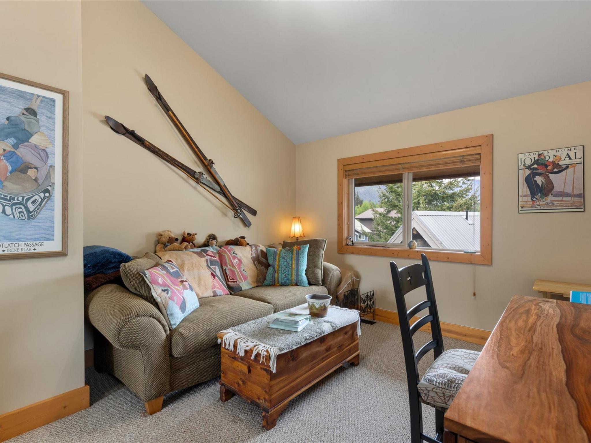 7270 Spruce Grove Circle image 25