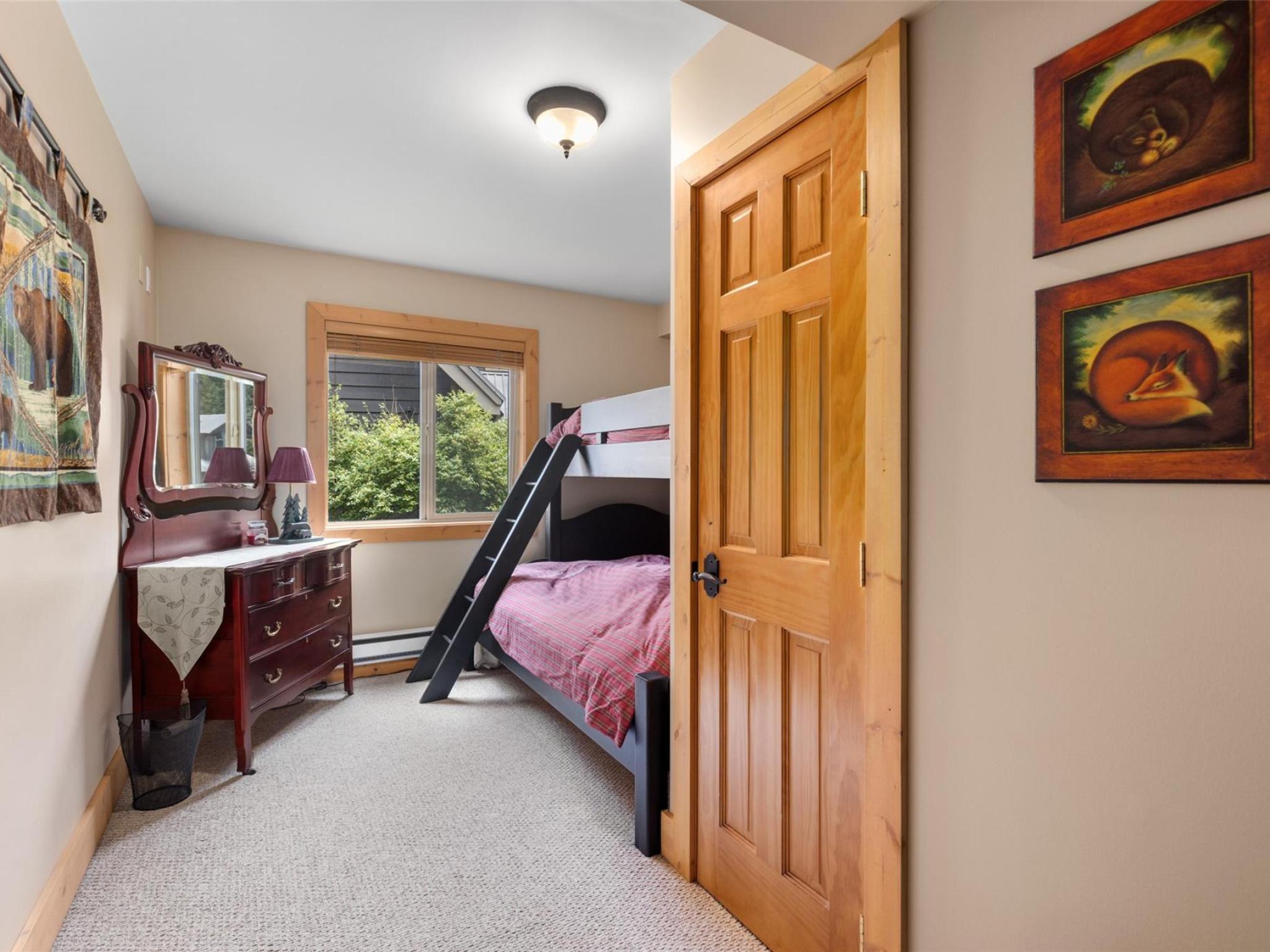 7270 Spruce Grove Circle image 32