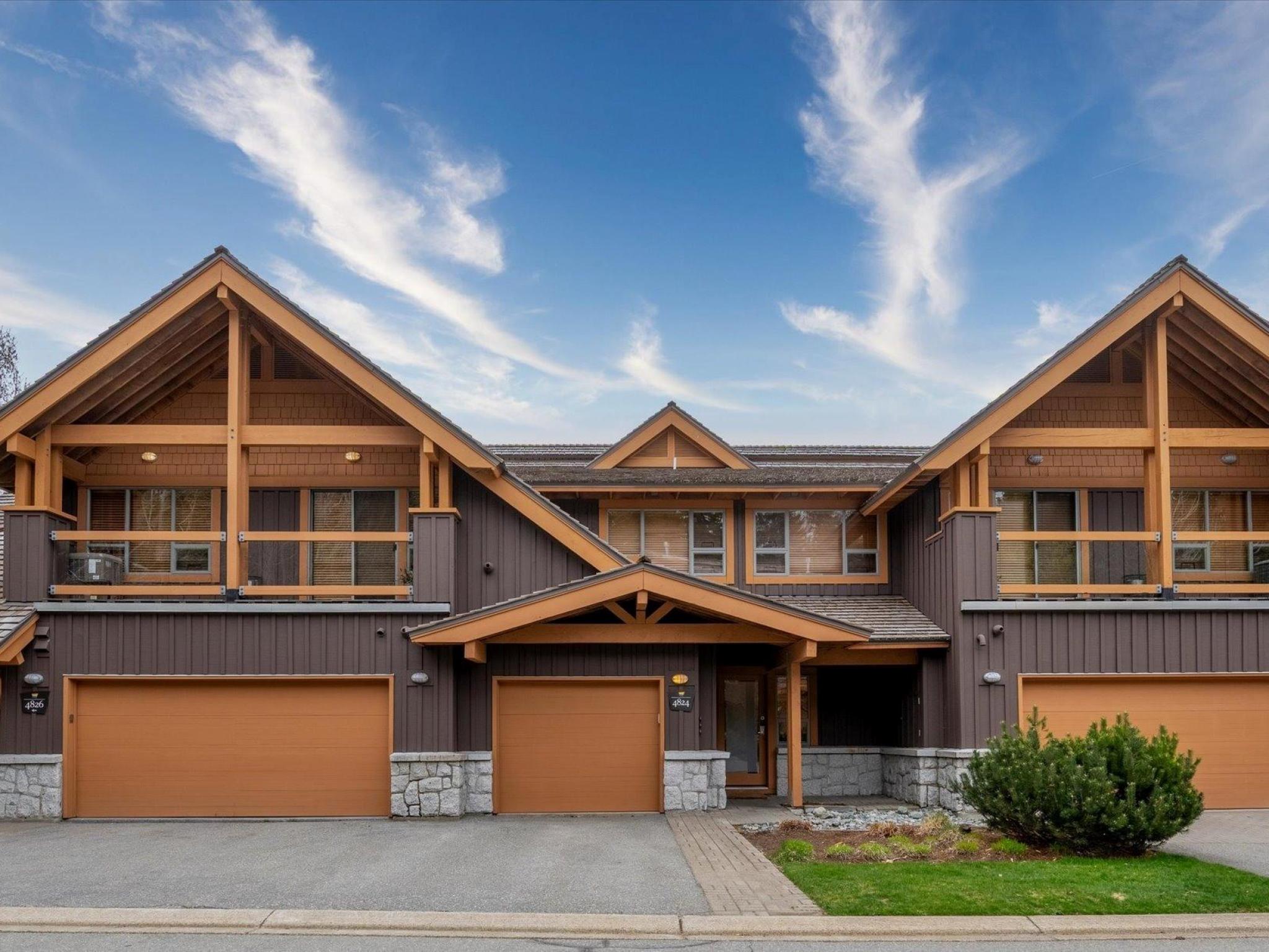 4824 Casabella Crescent