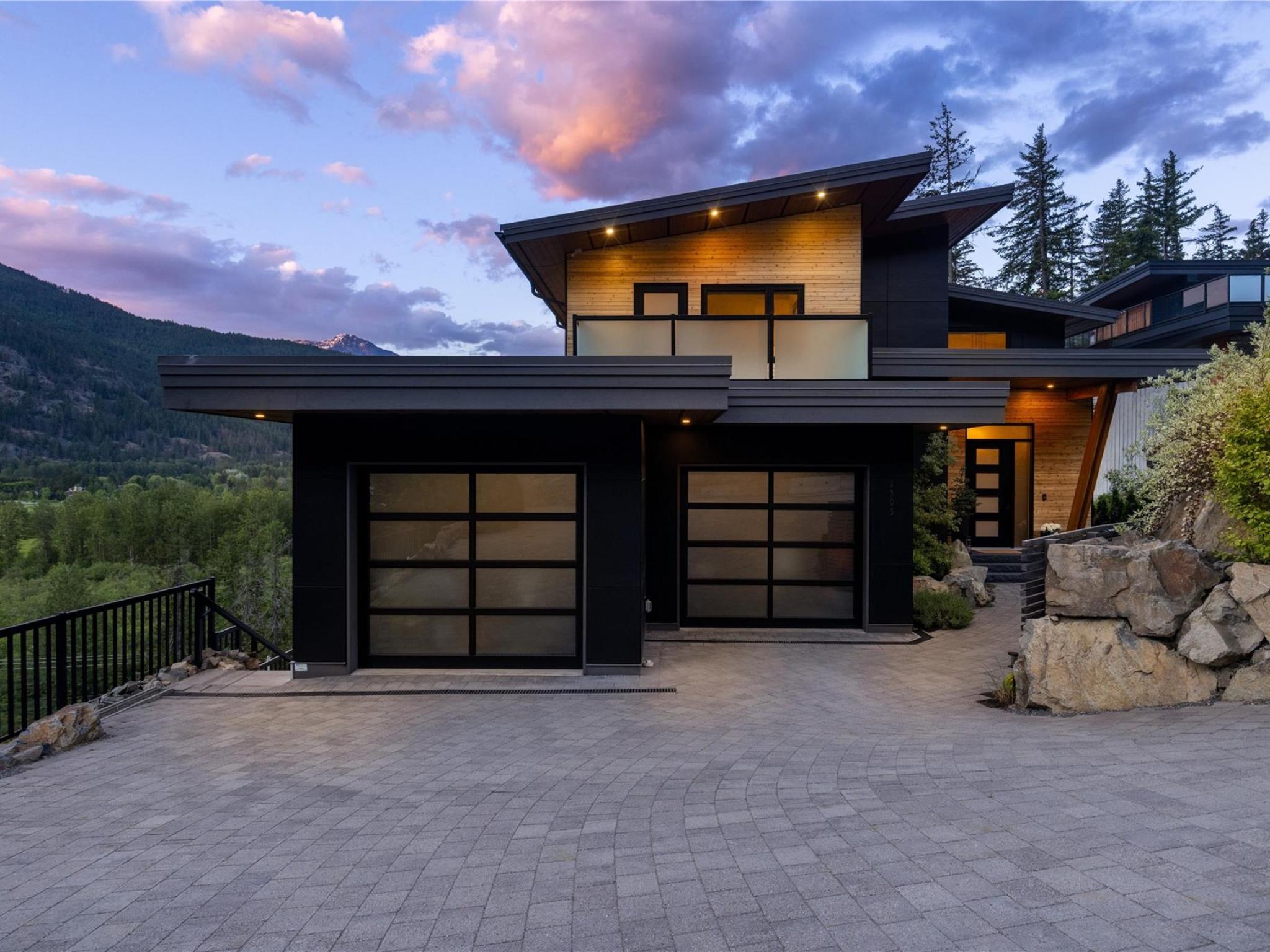 1305 Eagle Drive